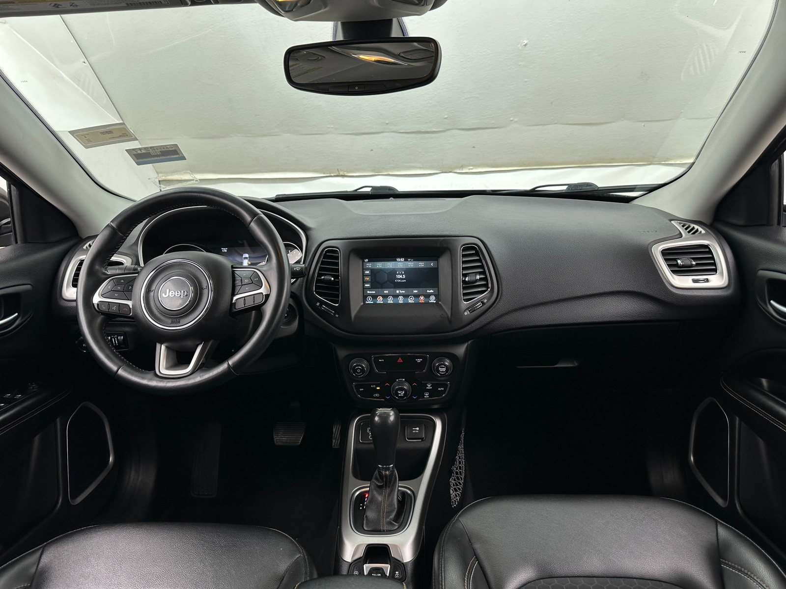 Thumbnail: 2018 Jeep Compass - 3