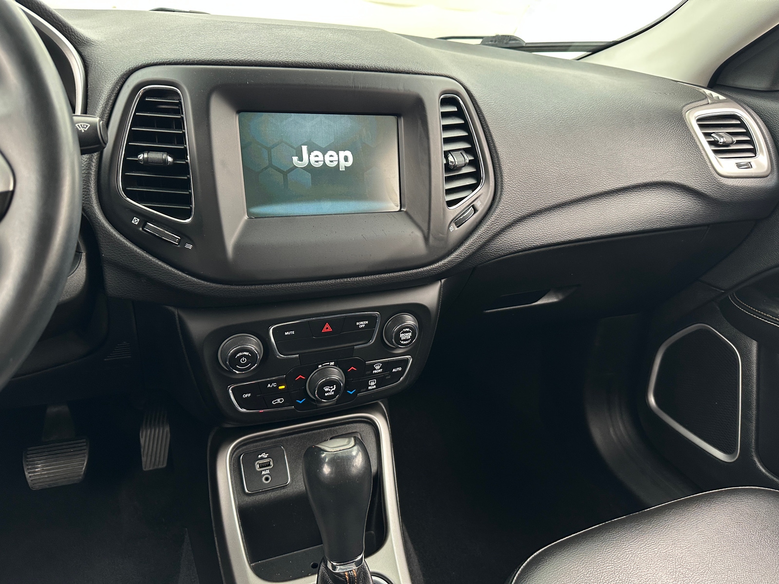 Thumbnail: 2018 Jeep Compass - 4