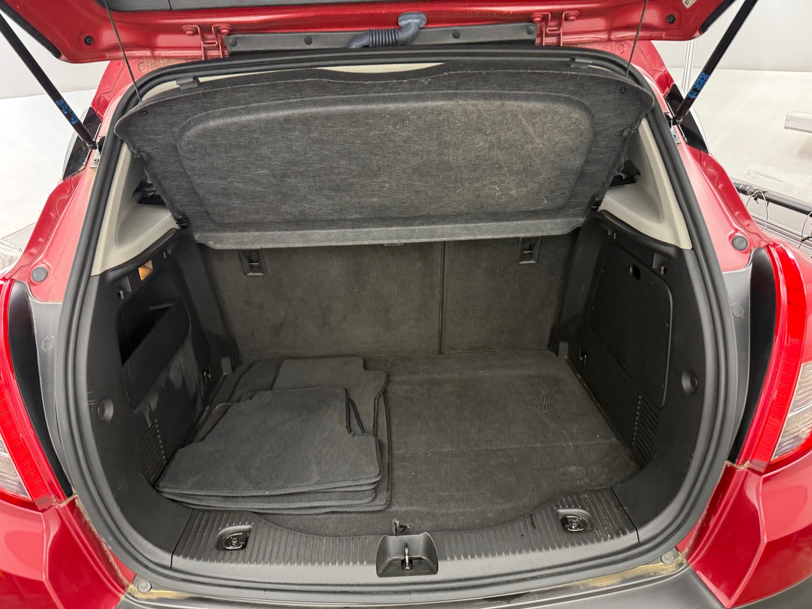 Thumbnail: 2016 Buick Encore - 7