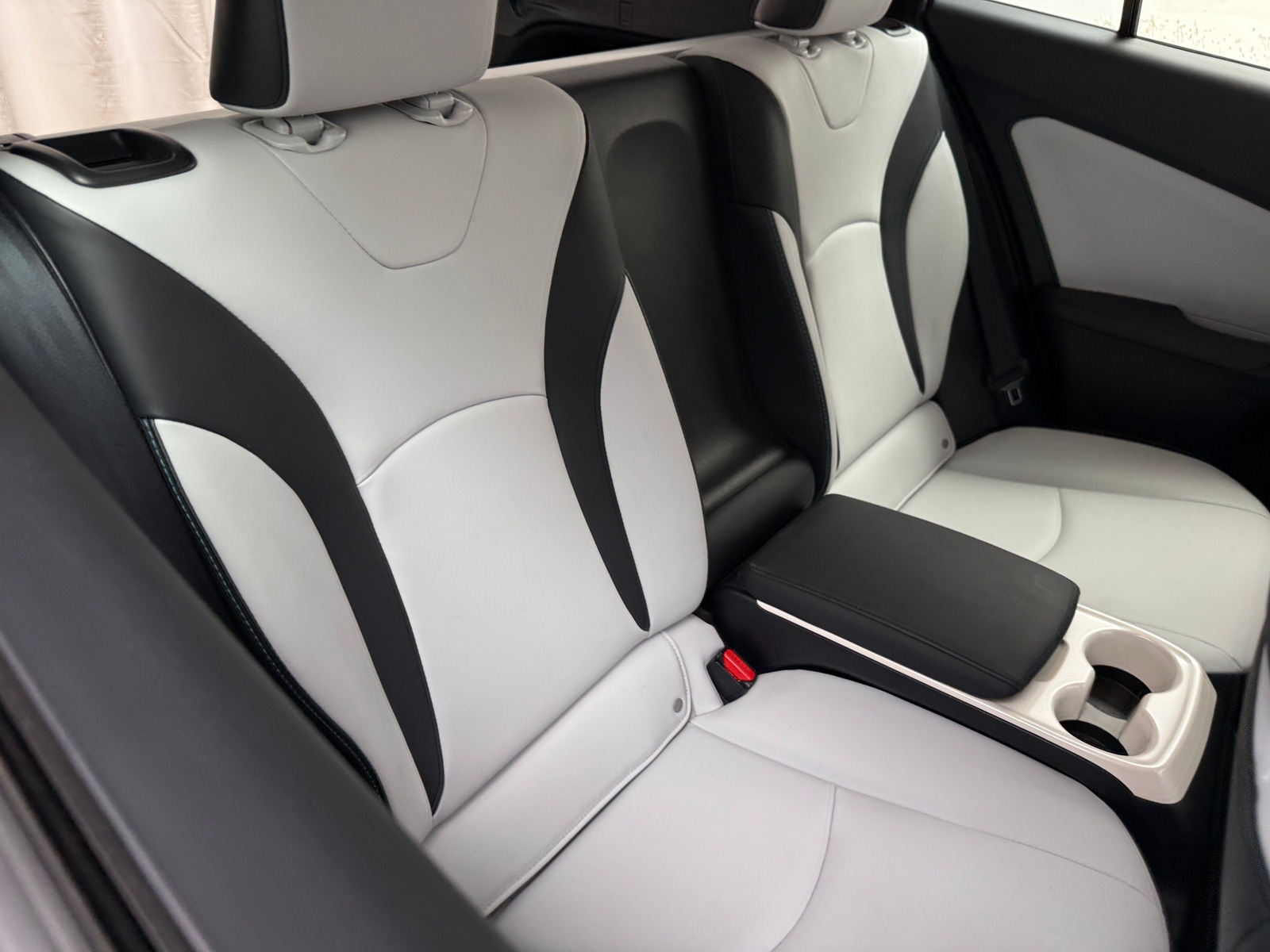 Thumbnail: 2018 Toyota Prius Prime - 5