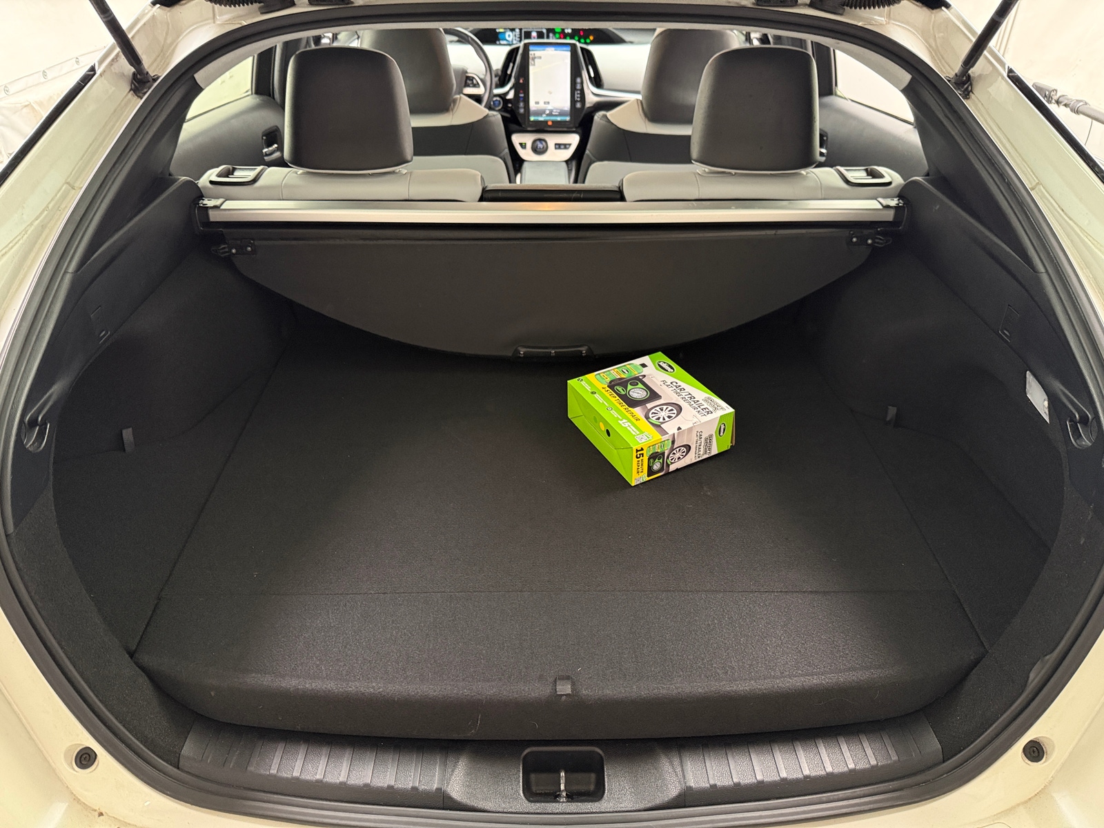 Thumbnail: 2018 Toyota Prius Prime - 6