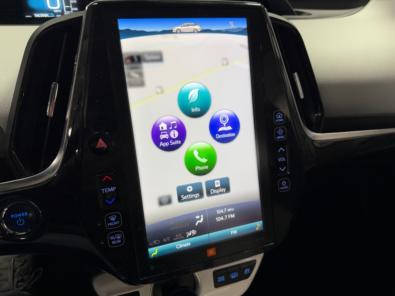 Thumbnail: 2018 Toyota Prius Prime - 3