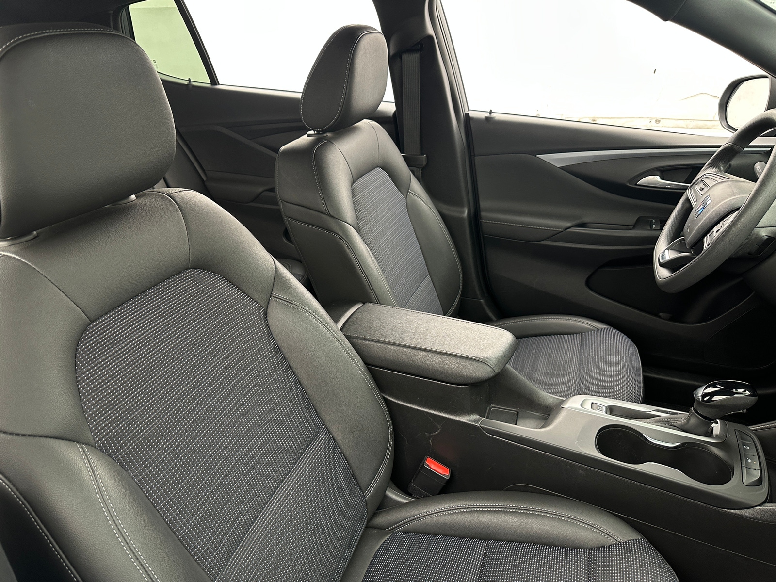 Thumbnail: 2025 Buick Envista - 2