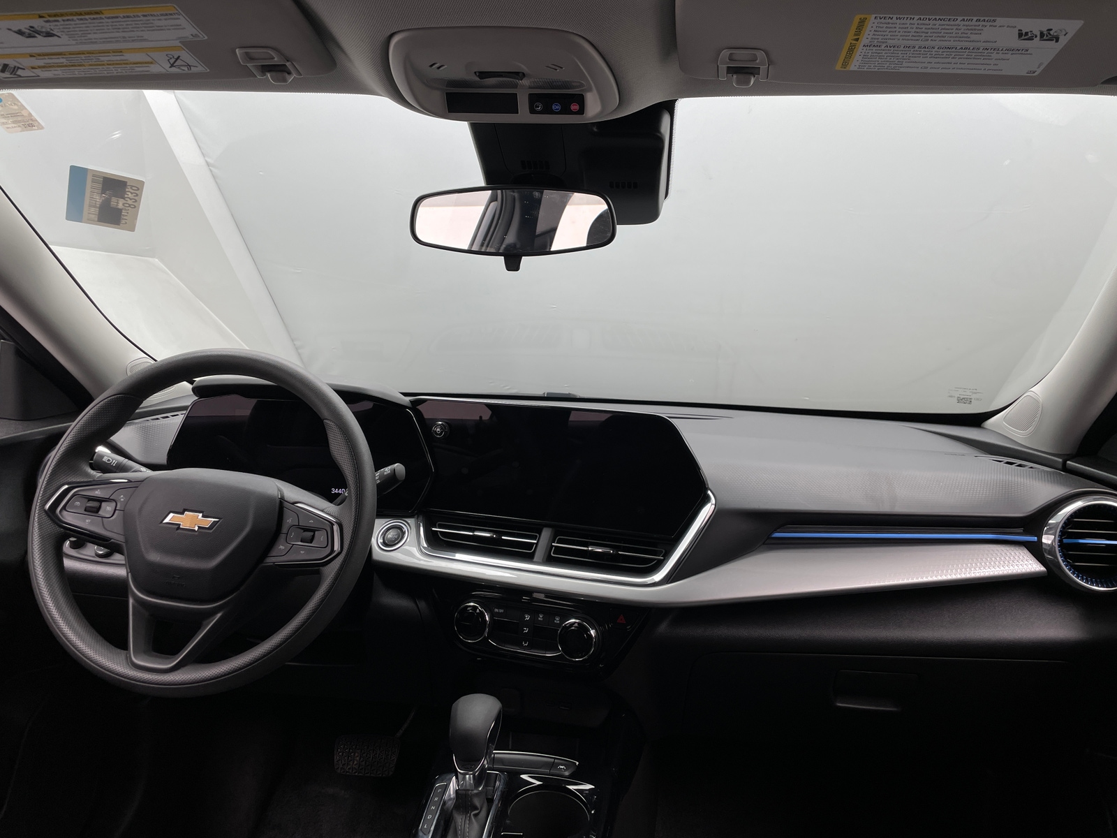 Thumbnail: 2025 Chevrolet Trax - 3