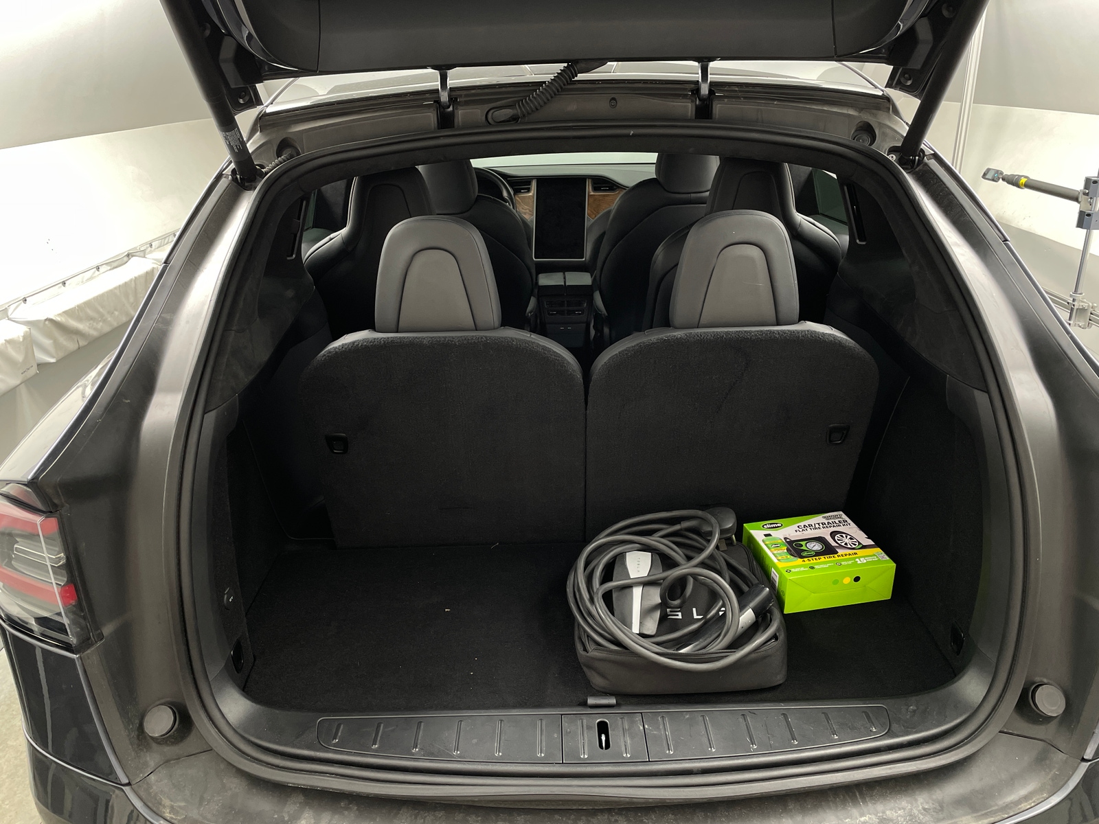 Thumbnail: 2020 Tesla Model X - 6