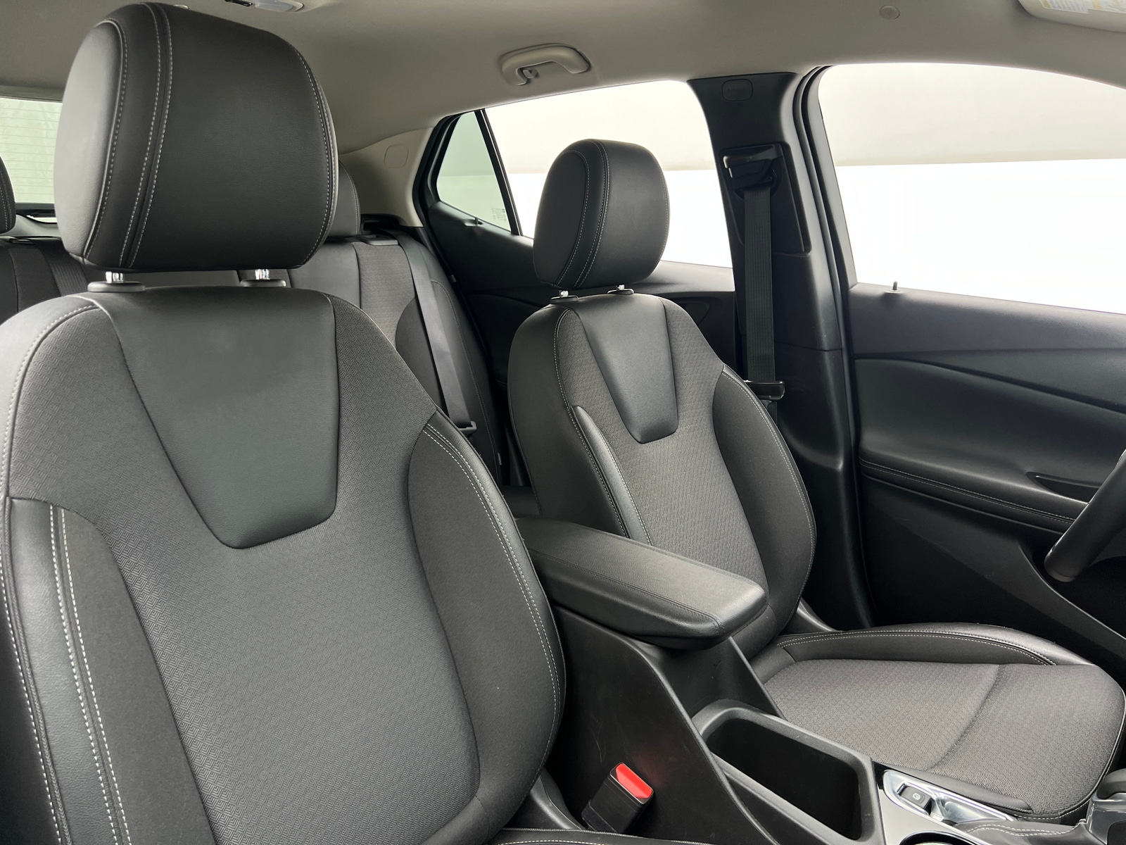 Thumbnail: 2025 Buick Encore GX - 2