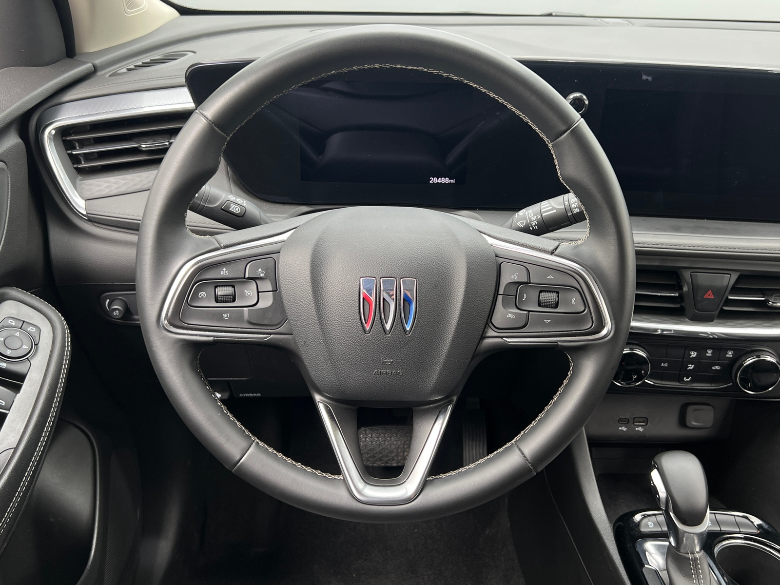 Thumbnail: 2025 Buick Encore GX - 5