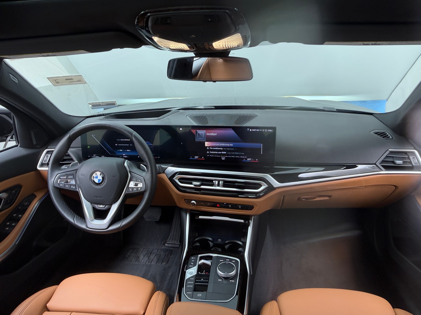 Thumbnail: 2024 BMW 3 Series - 2