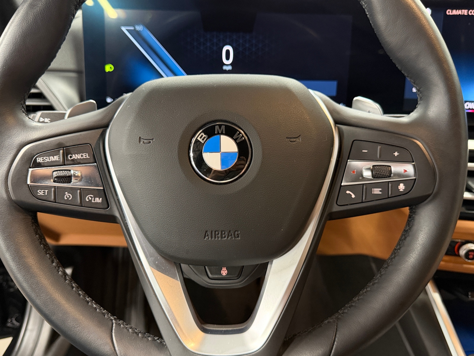 Thumbnail: 2024 BMW 3 Series - 4