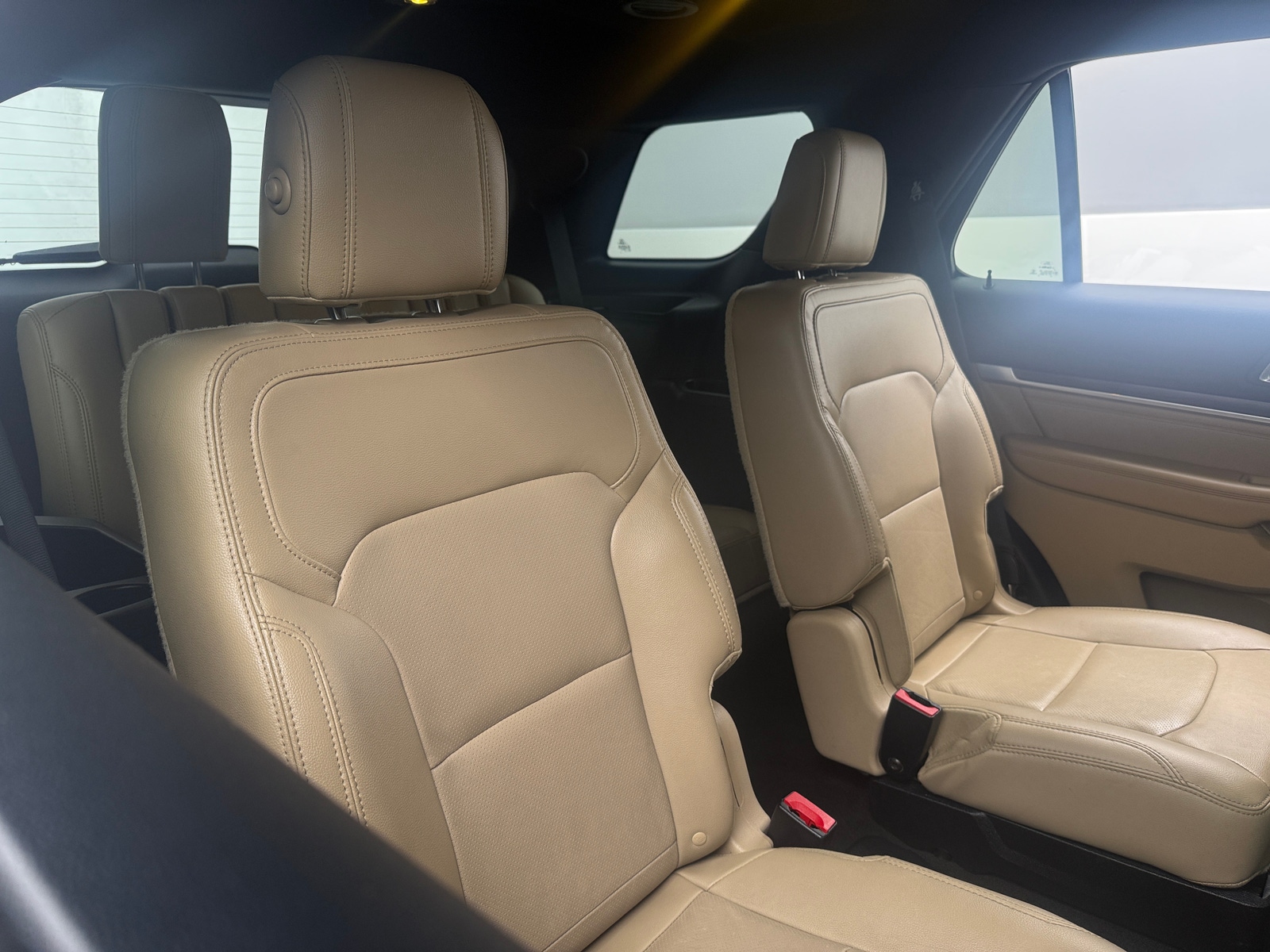 Thumbnail: 2016 Ford Explorer - 5