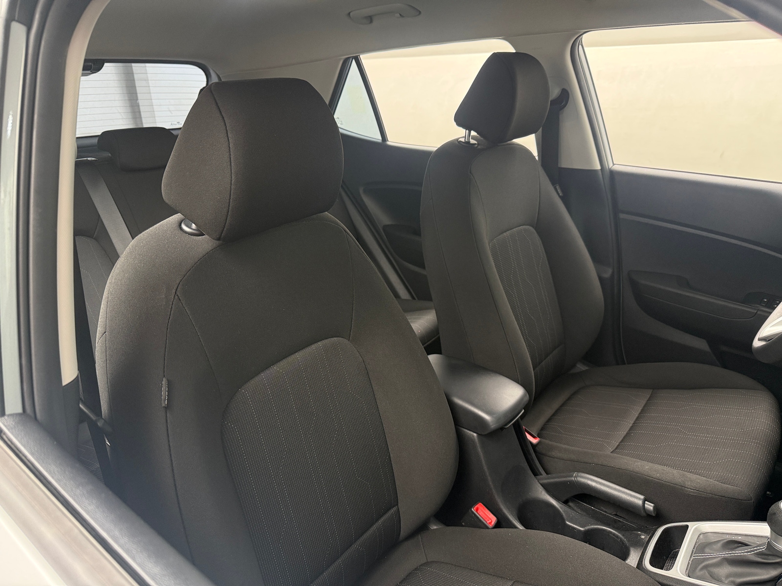 Thumbnail: 2023 Hyundai Venue - 2