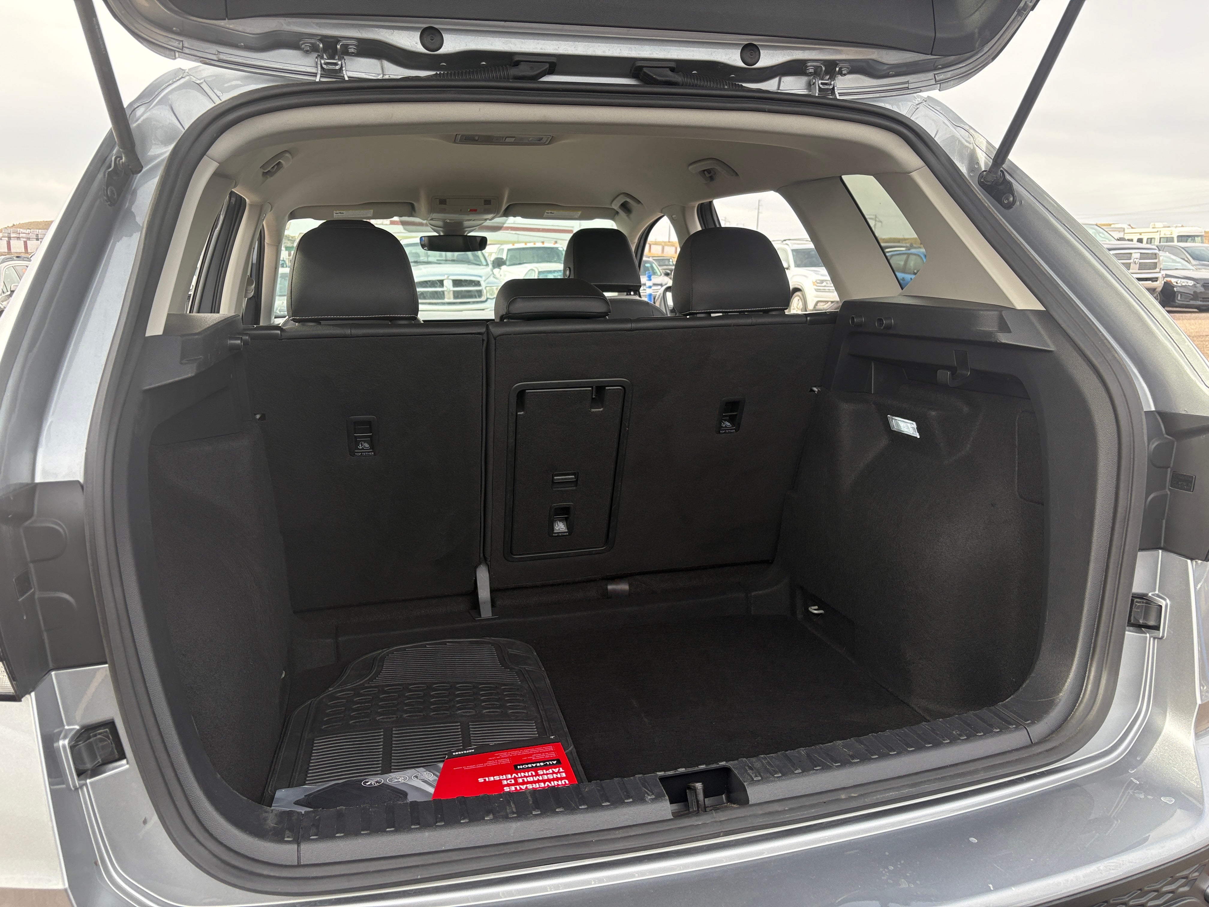 2025 Volkswagen Taos