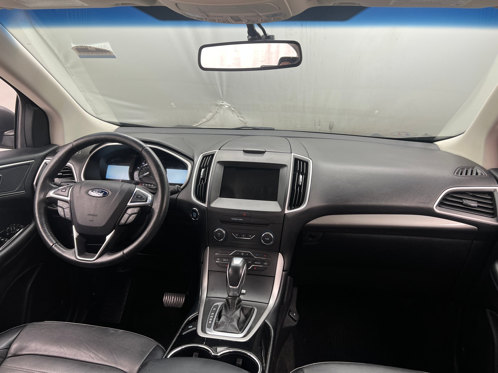 Thumbnail: 2017 Ford Edge - 2
