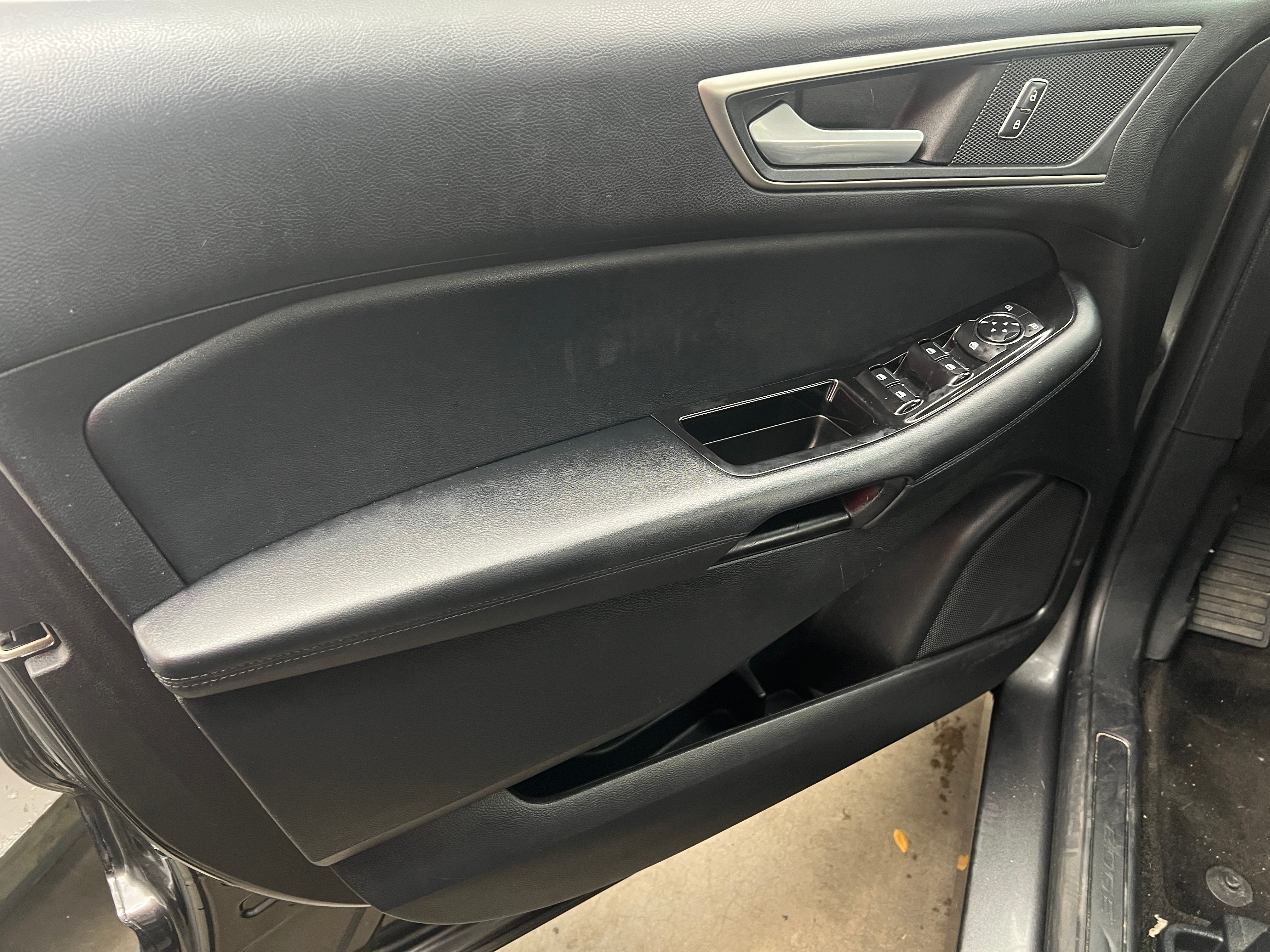 2017 Ford Edge