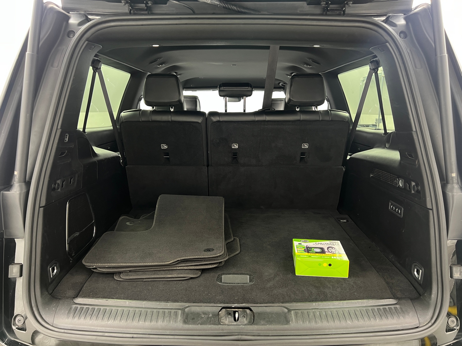 Thumbnail: 2024 Jeep Wagoneer - 6