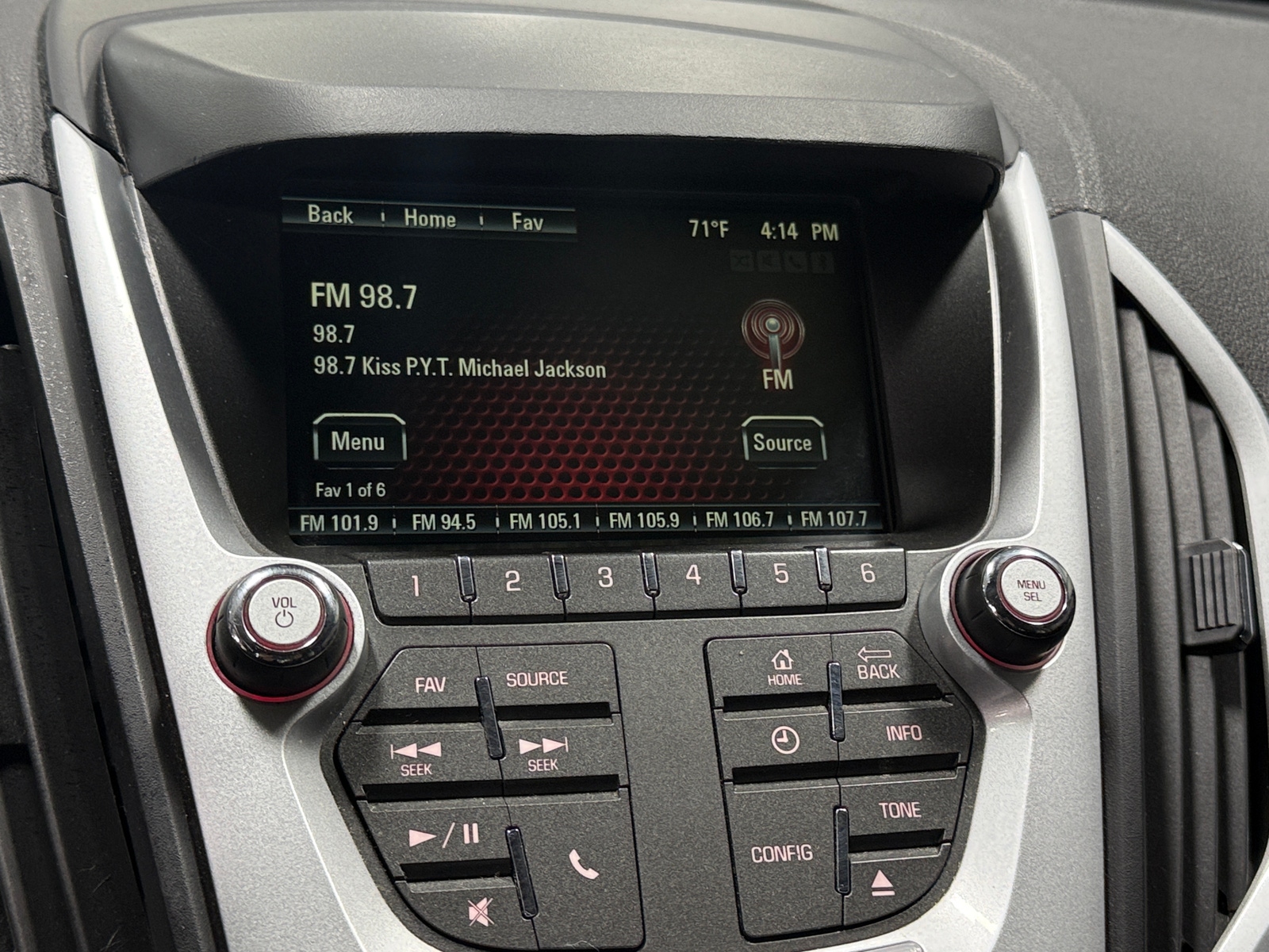 Thumbnail: 2015 GMC Terrain - 4