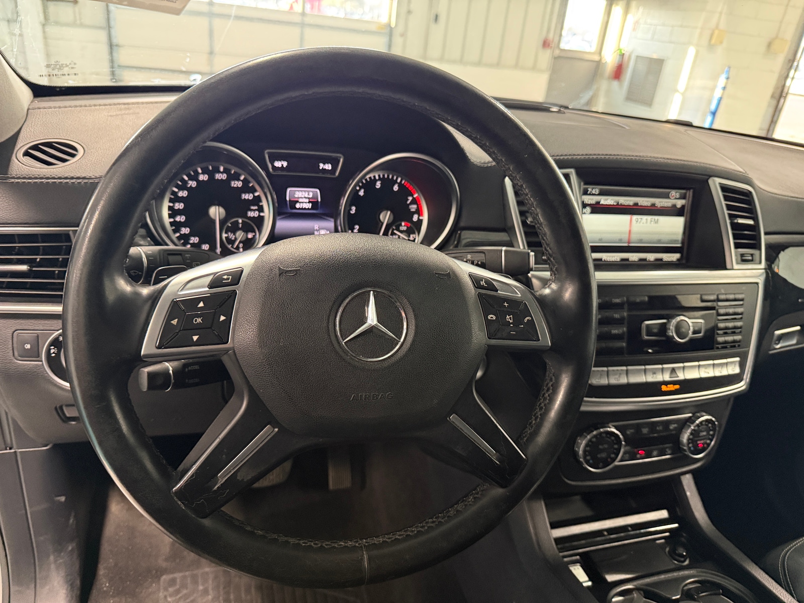 Thumbnail: 2015 Mercedes-Benz GL-Class - 4