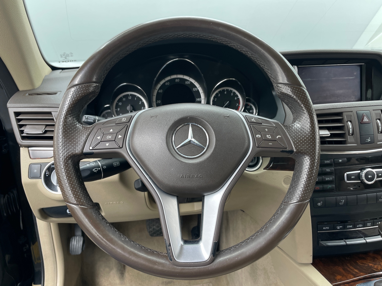 Thumbnail: 2013 Mercedes-Benz E-Class - 4