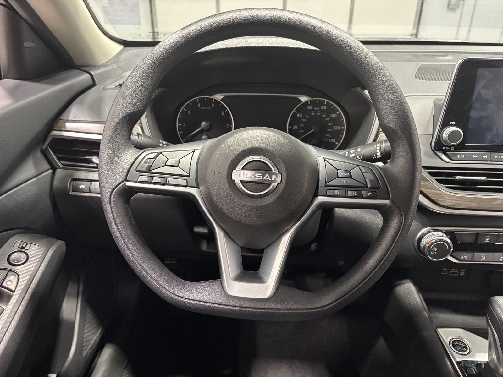 Thumbnail: 2025 Nissan Altima - 5