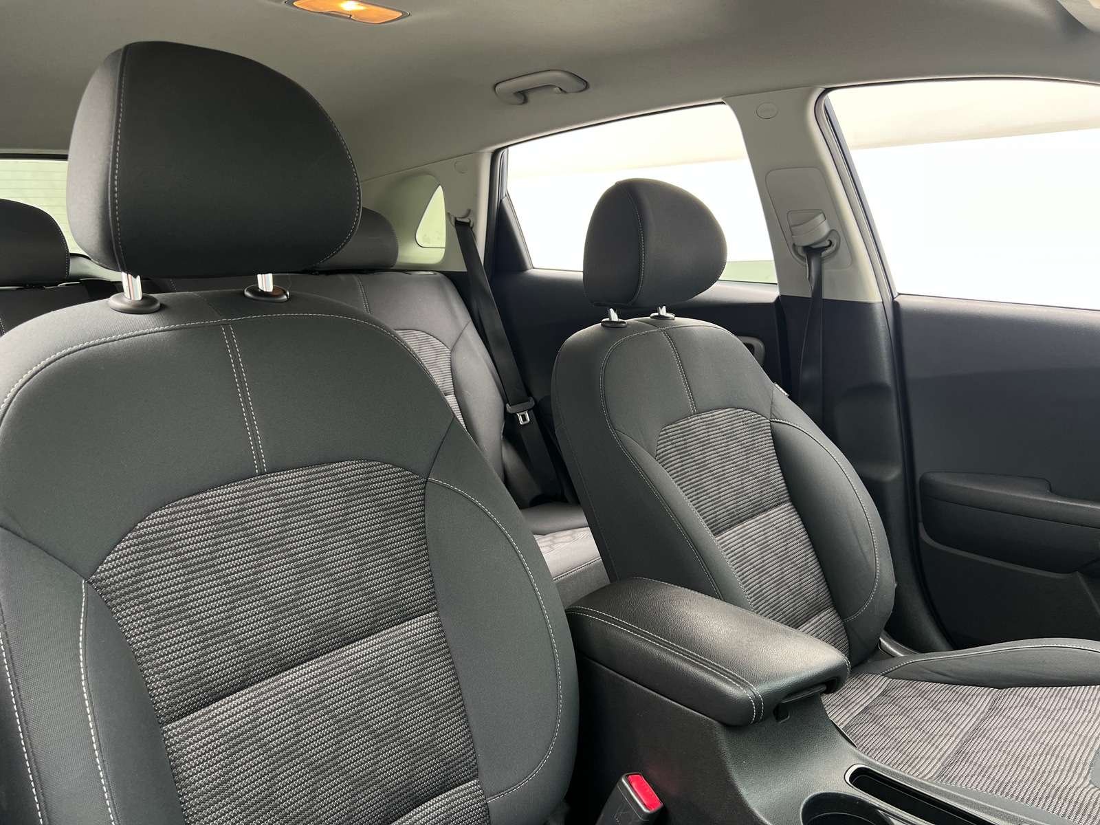 Thumbnail: 2018 Kia Niro - 2