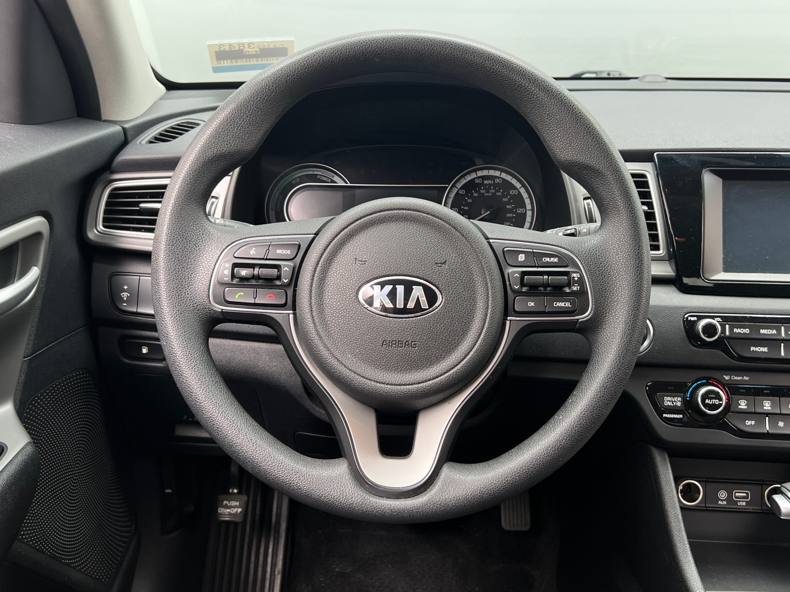Thumbnail: 2018 Kia Niro - 5