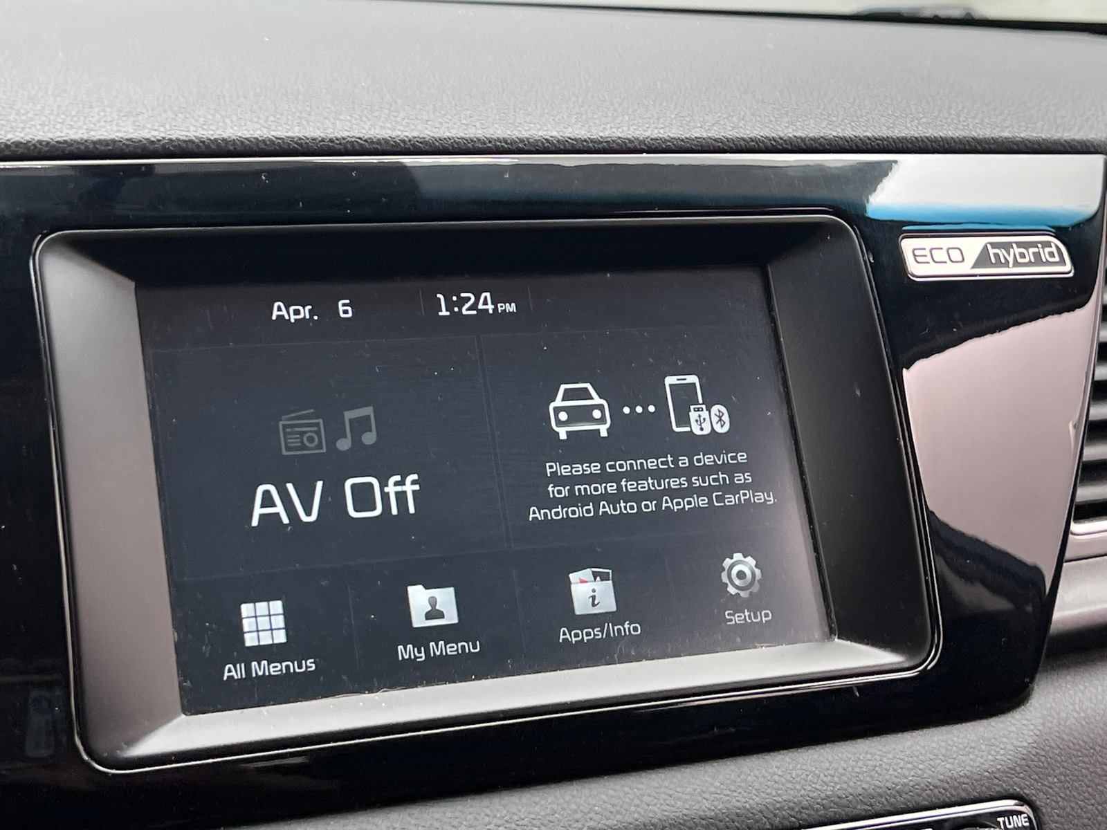 Thumbnail: 2018 Kia Niro - 4