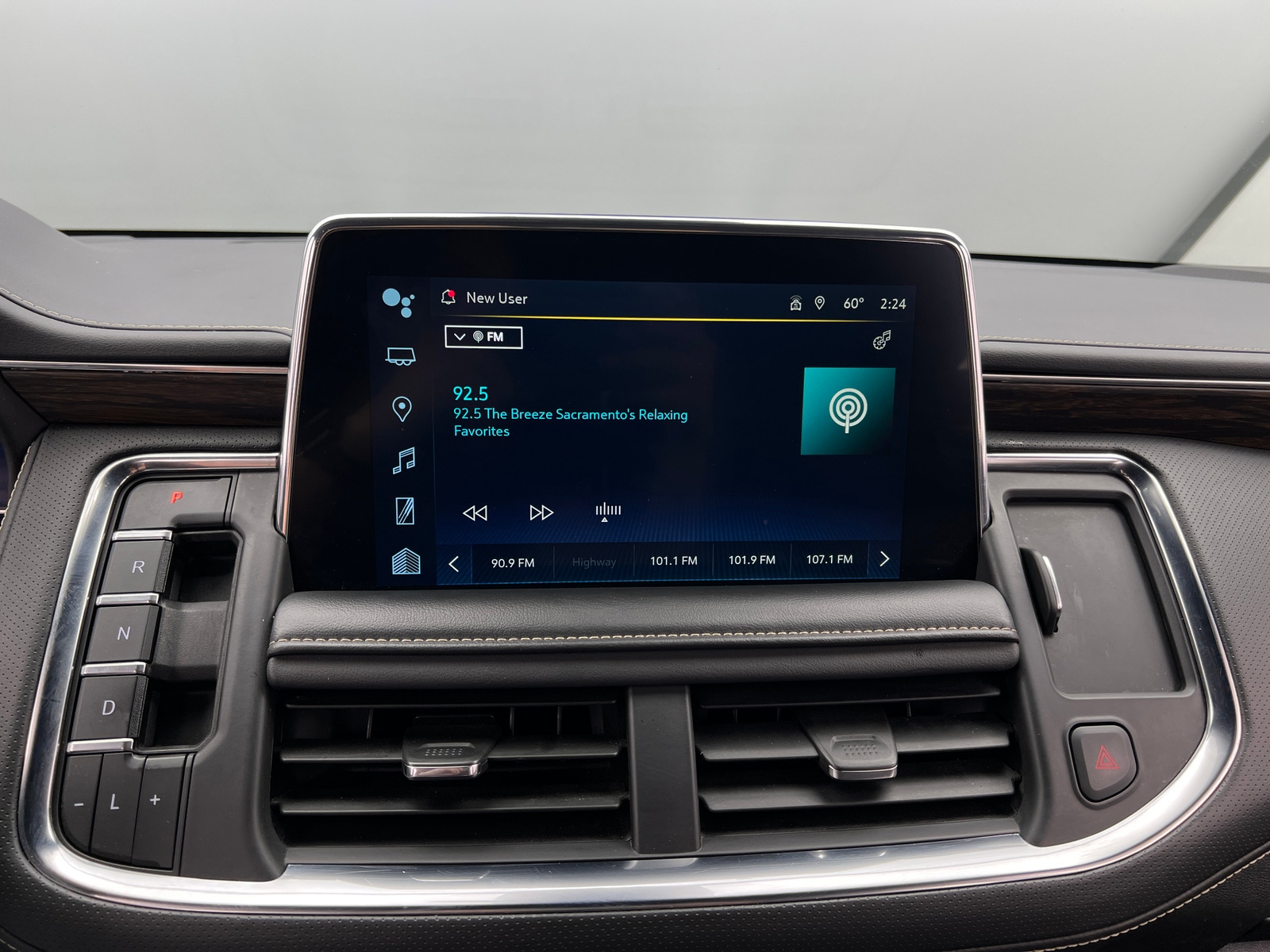 Thumbnail: 2023 Chevrolet Suburban - 3