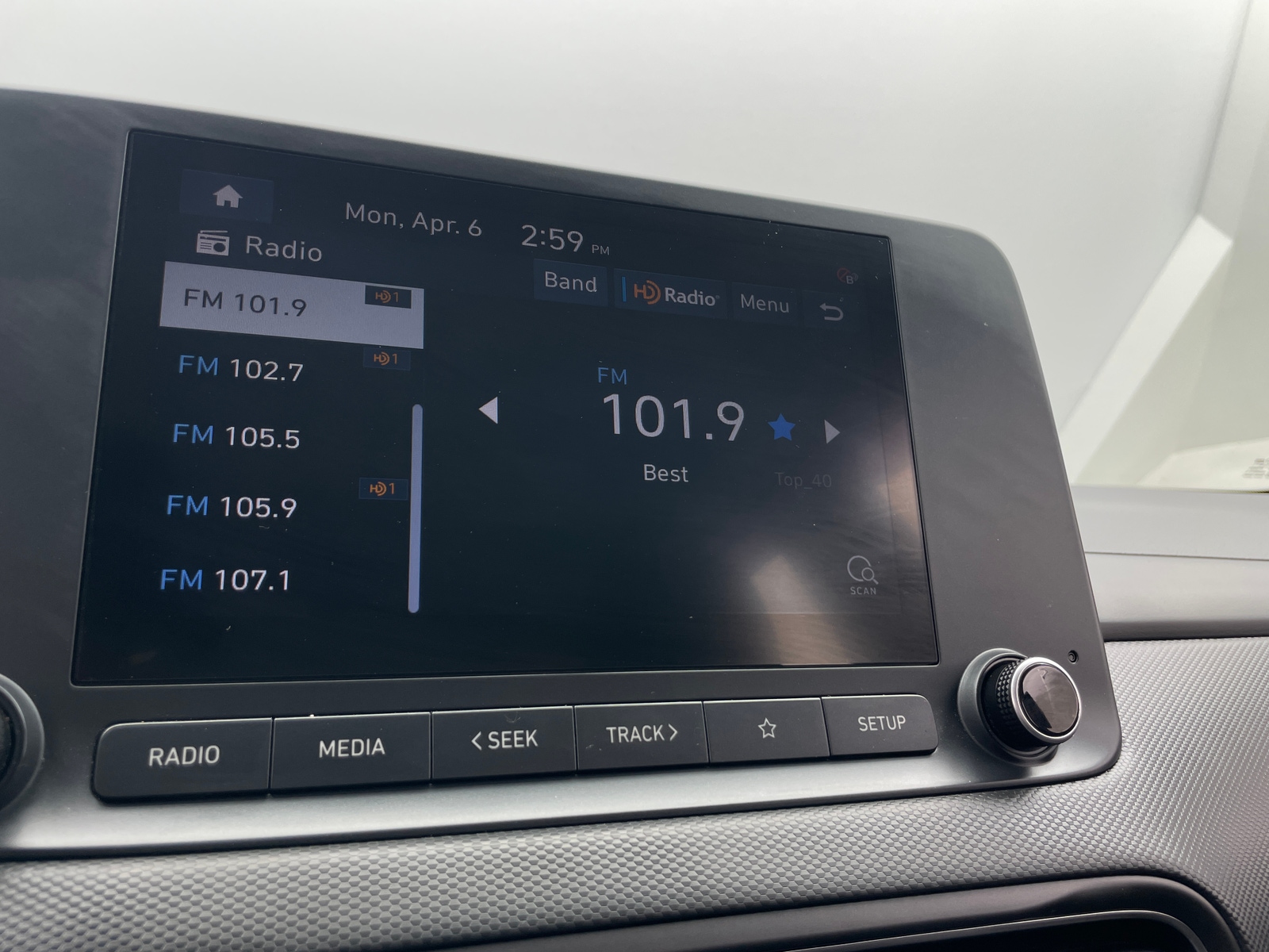 Thumbnail: 2022 Hyundai Kona - 4