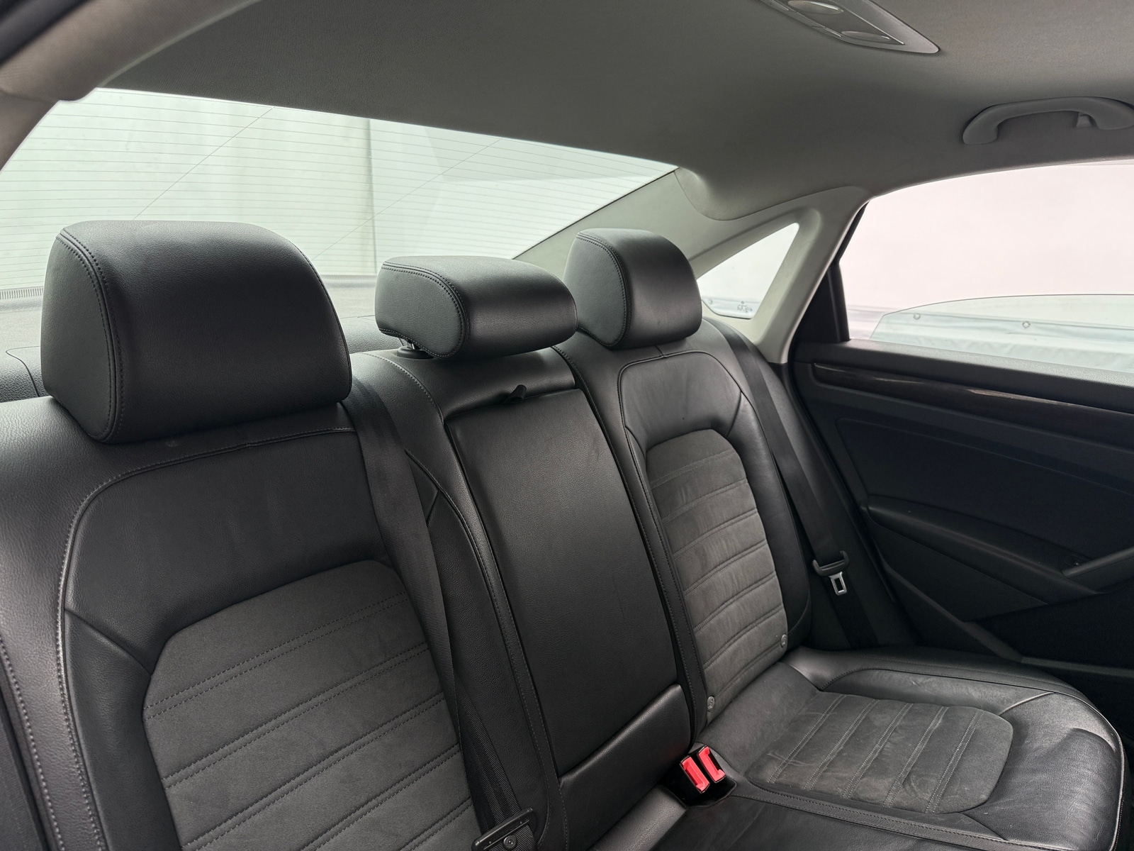 Thumbnail: 2015 Volkswagen Passat - 5