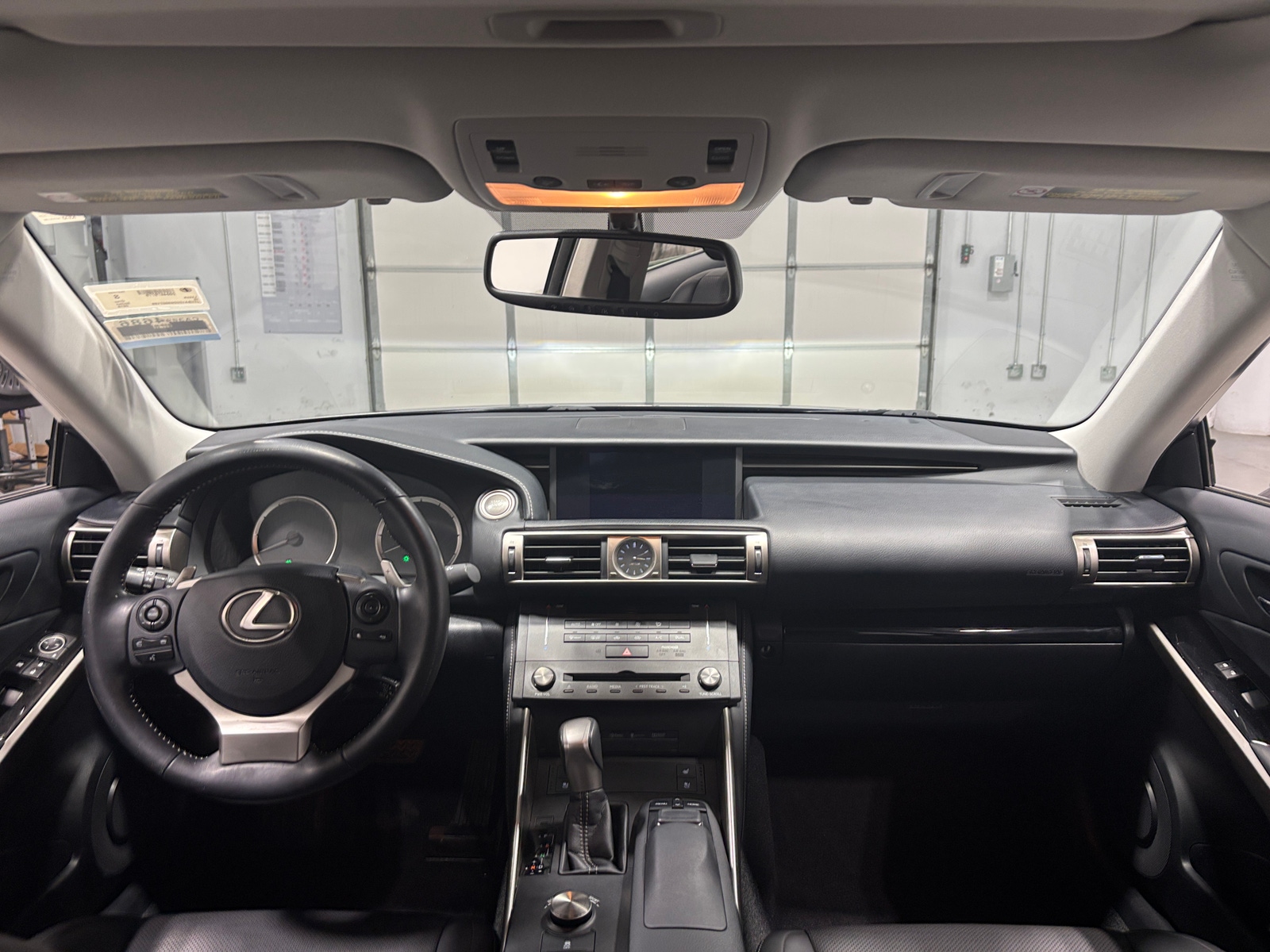 Thumbnail: 2016 Lexus IS - 3