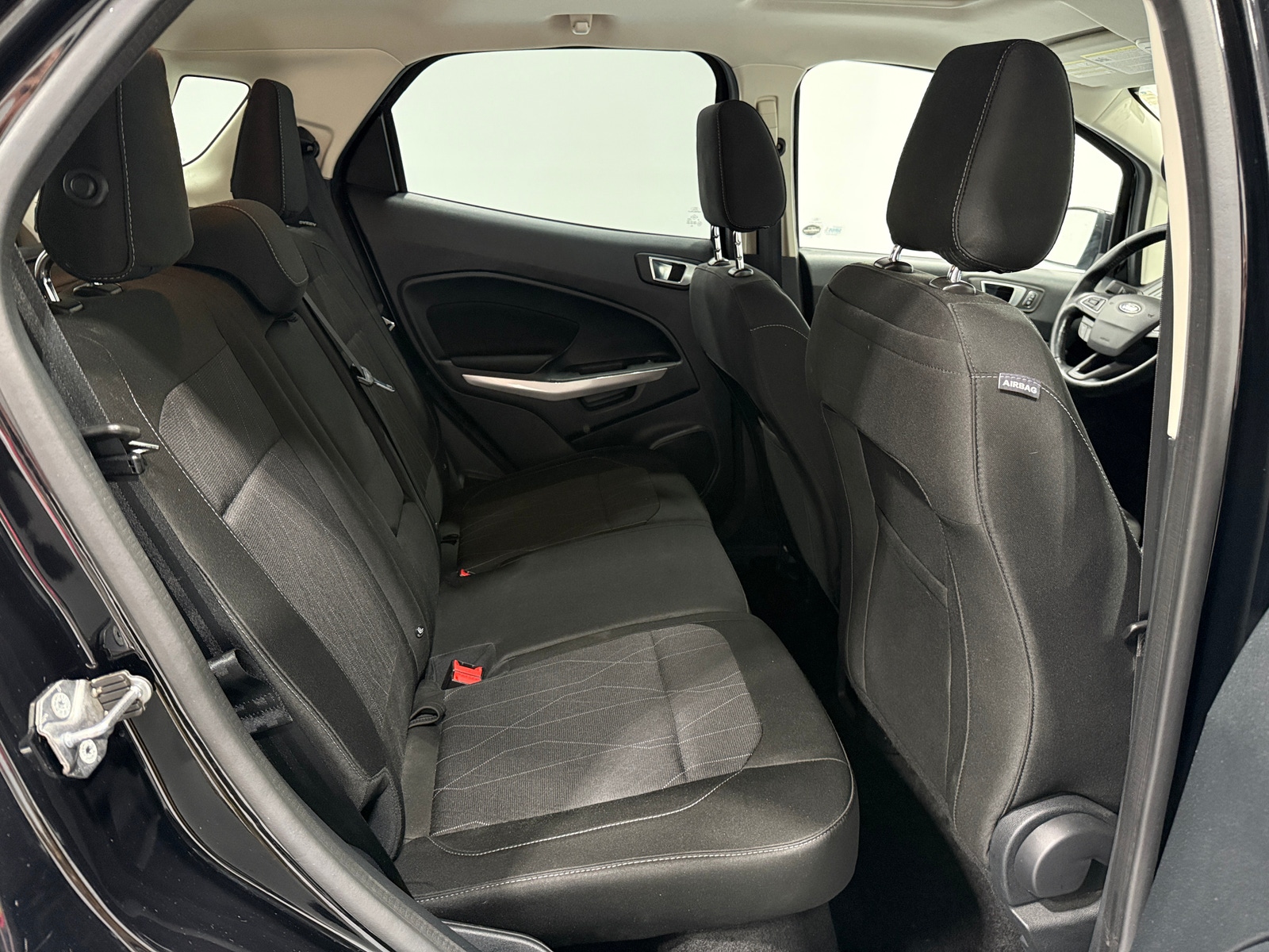 Thumbnail: 2018 Ford EcoSport - 6