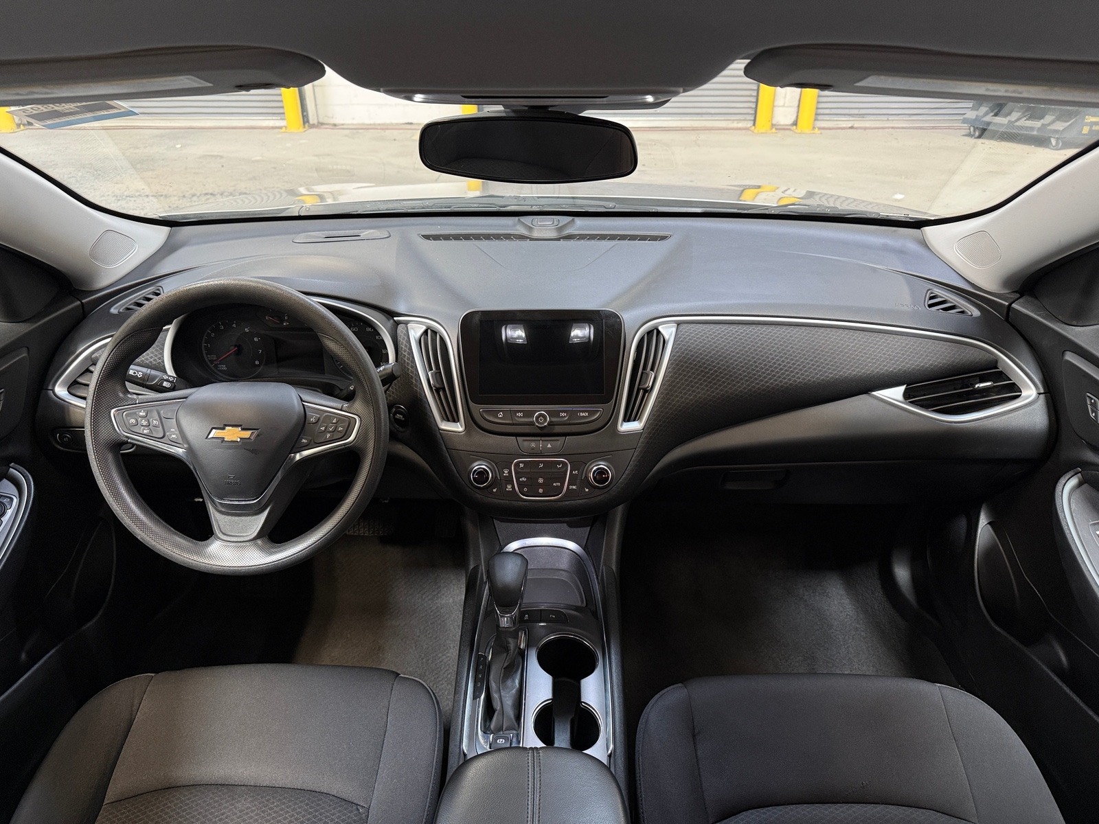 Thumbnail: 2023 Chevrolet Malibu - 3