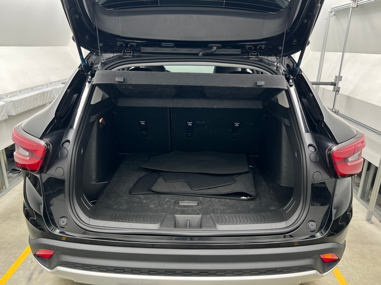 Thumbnail: 2025 Chevrolet Trax - 7