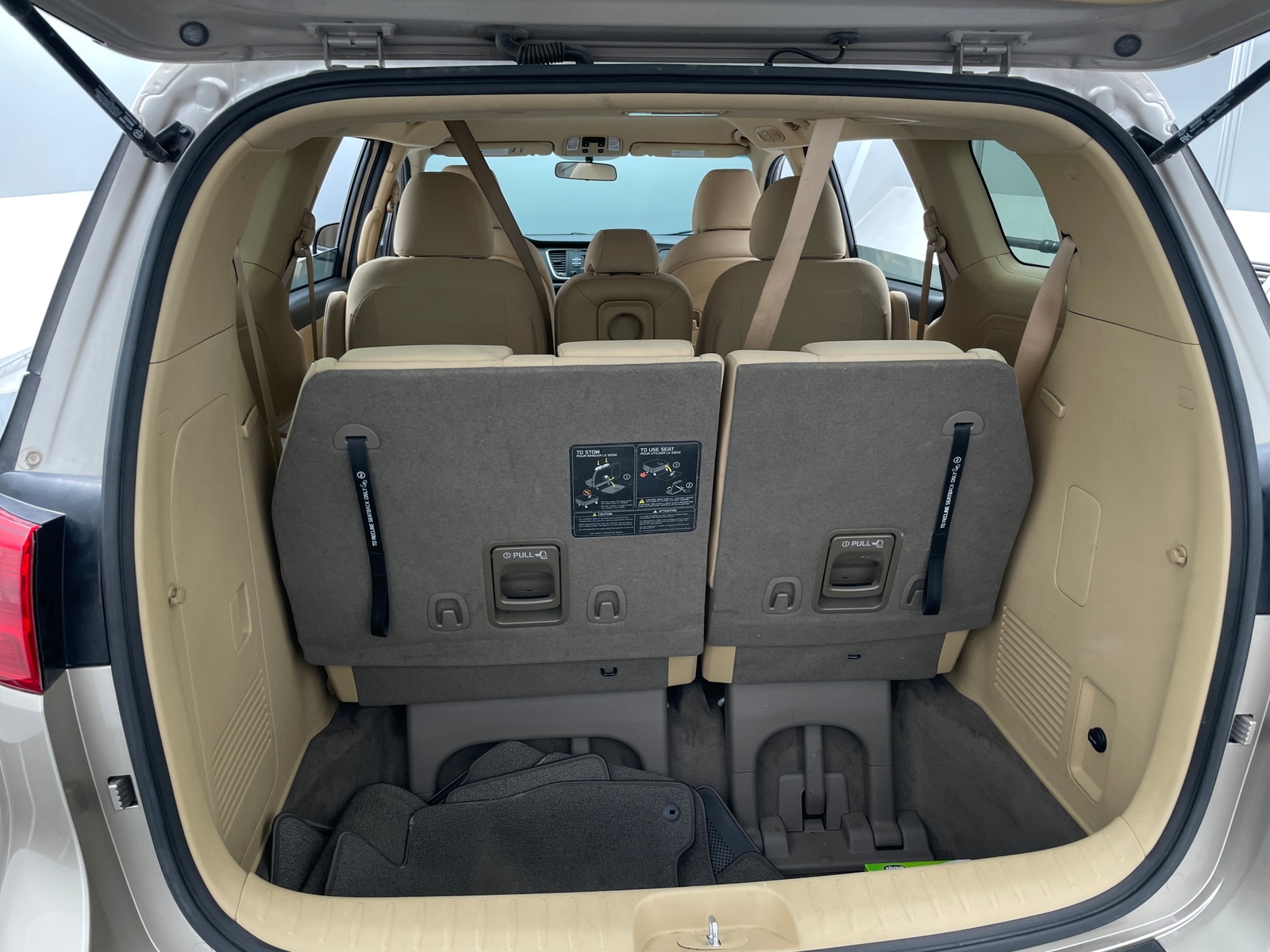 Thumbnail: 2017 Kia Sedona - 7