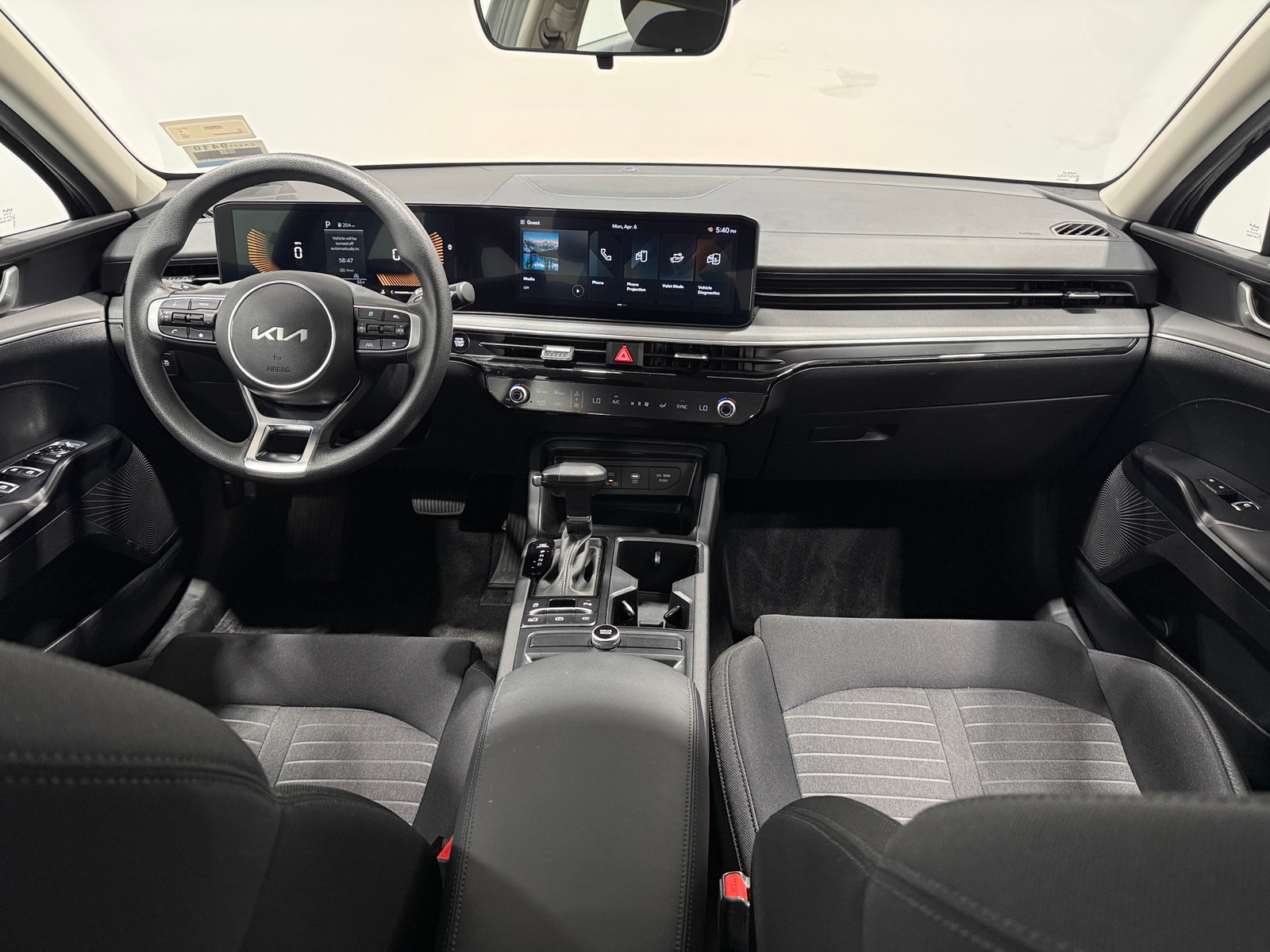 Thumbnail: 2025 Kia K5 - 3