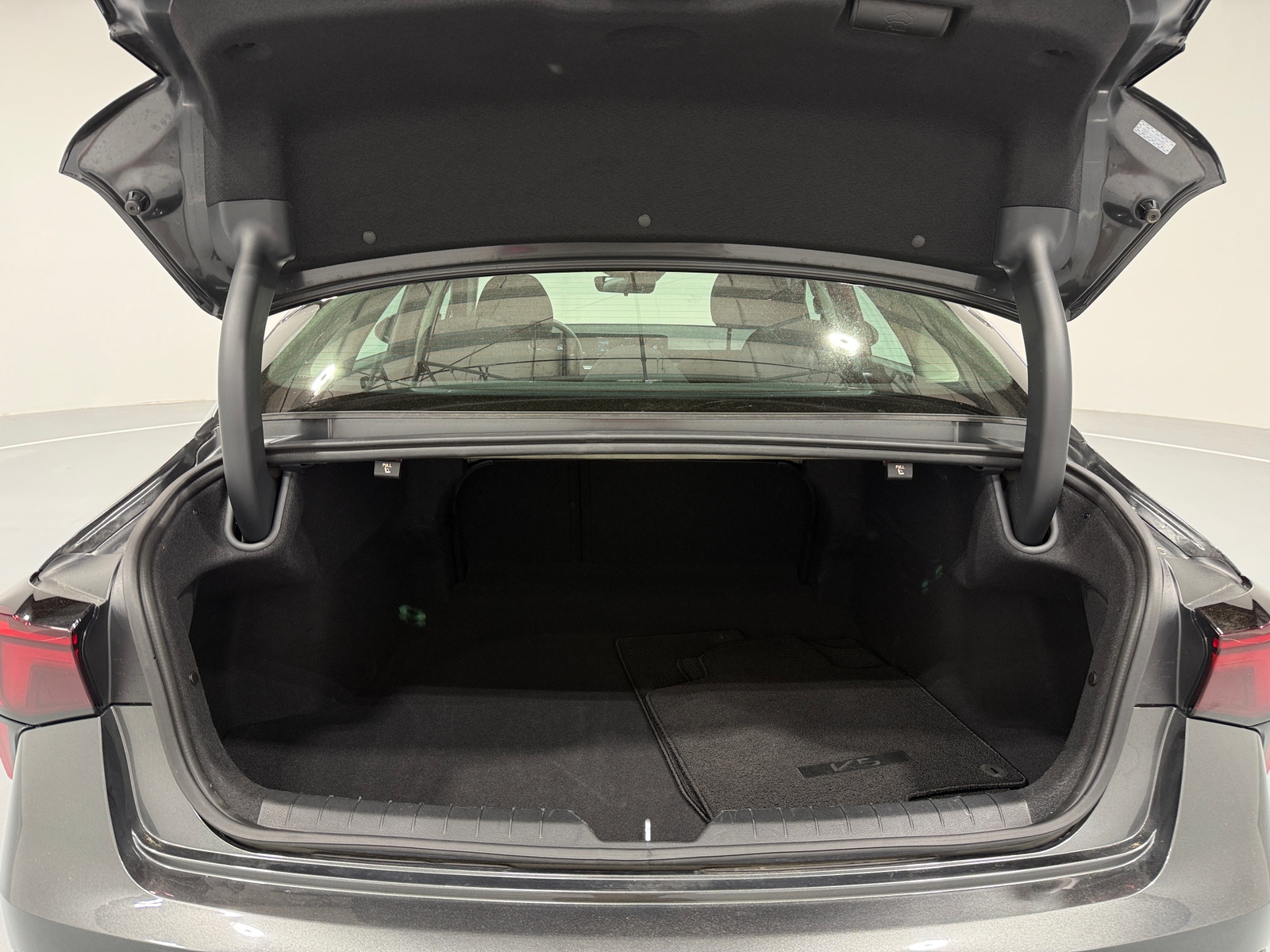 Thumbnail: 2025 Kia K5 - 7