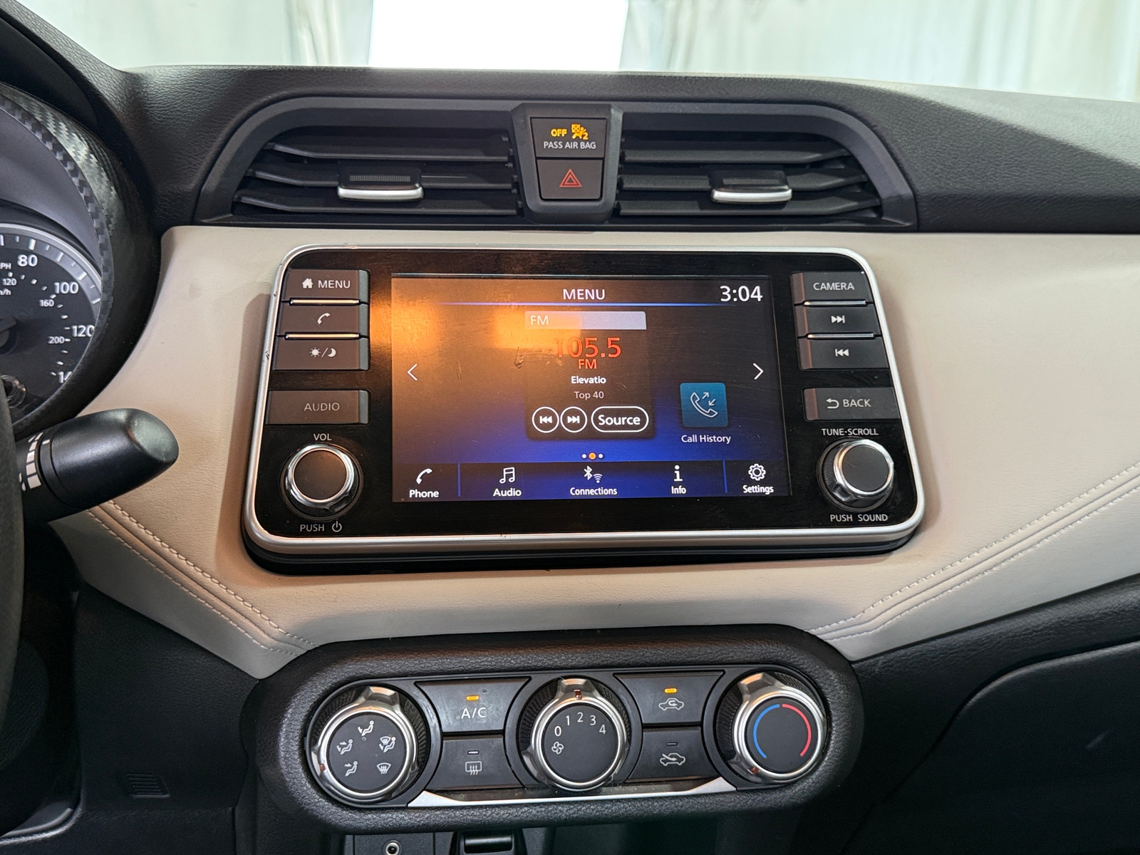 Thumbnail: 2020 Nissan Versa - 4