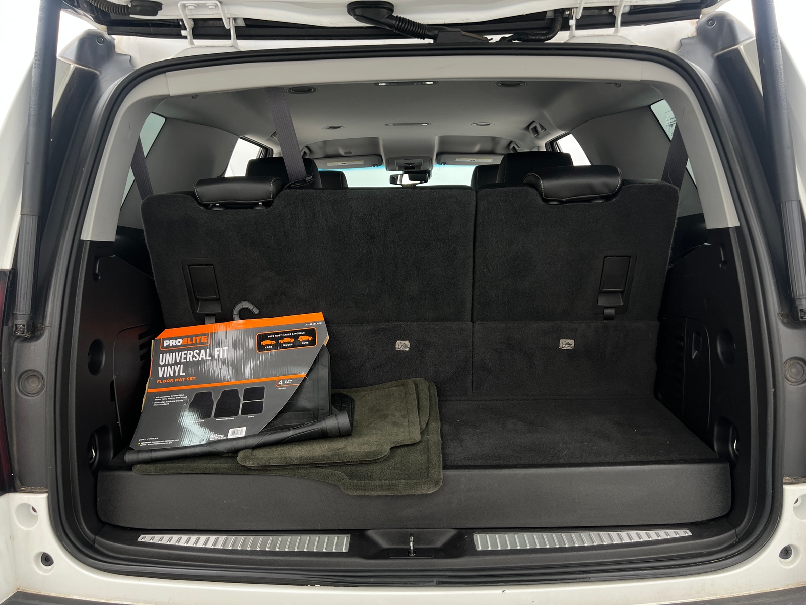 Thumbnail: 2015 Chevrolet Tahoe - 6
