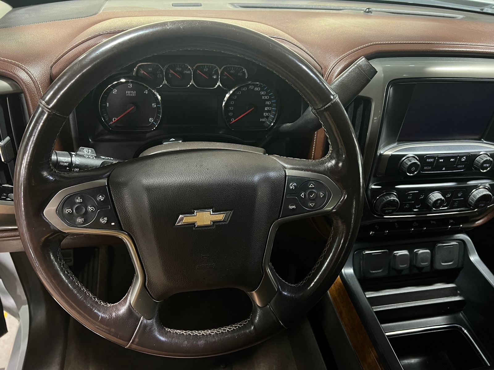 Thumbnail: 2017 Chevrolet Silverado 1500 - 4