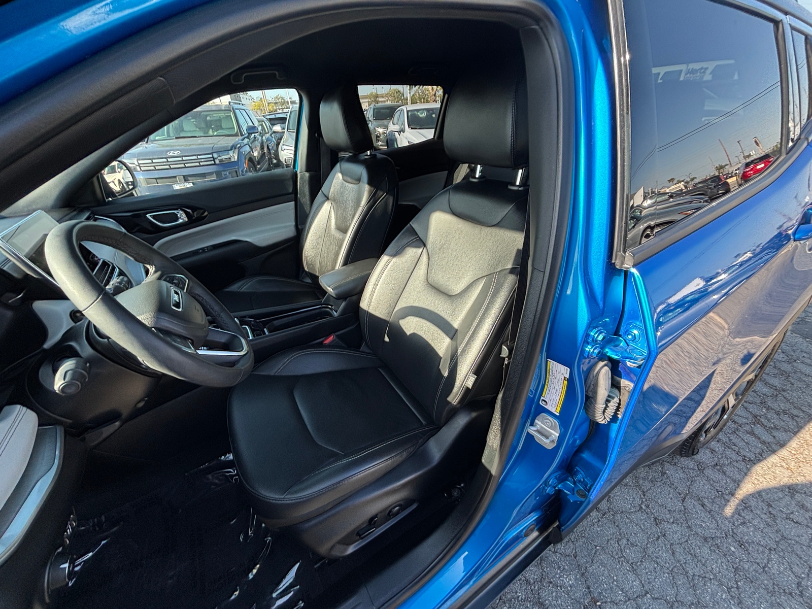 Thumbnail: 2025 Jeep Compass - 2