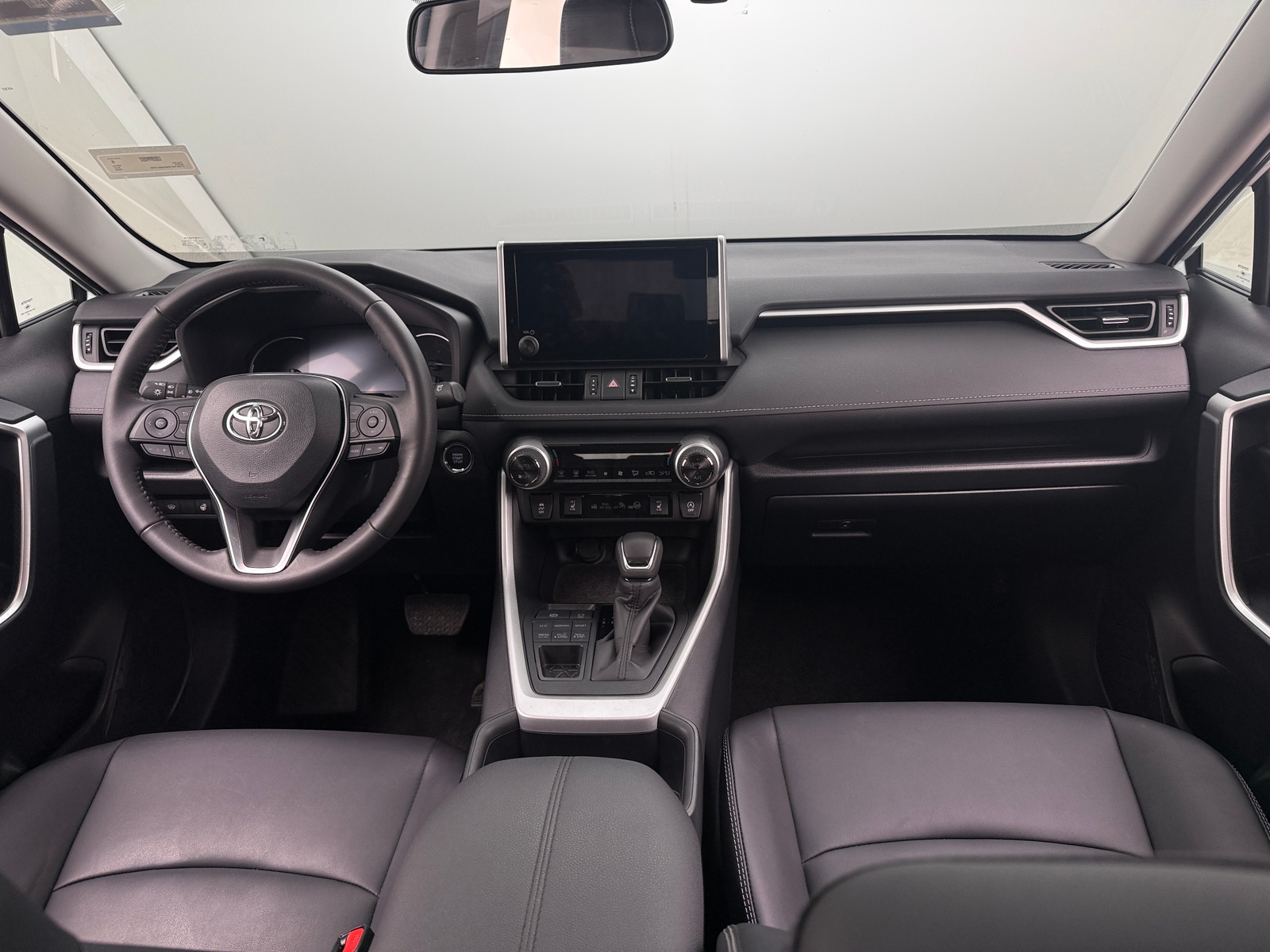 Thumbnail: 2025 Toyota RAV4 - 2