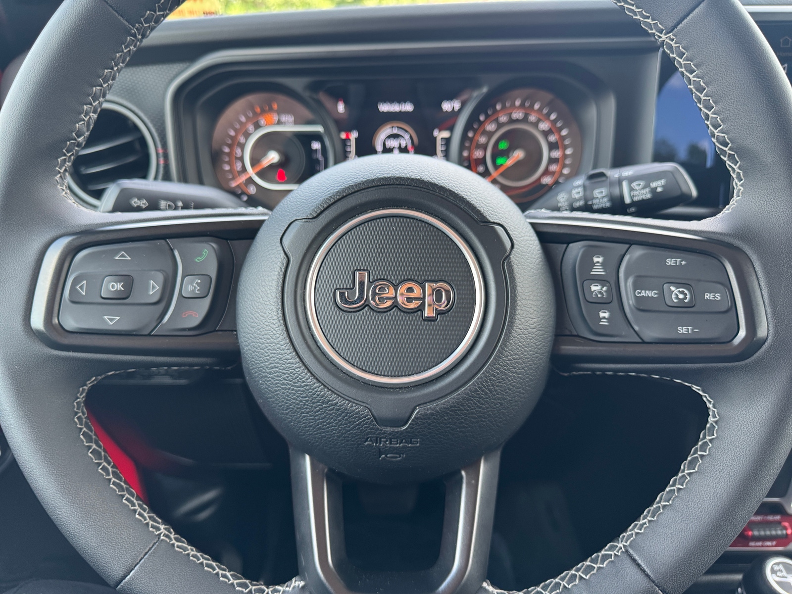 Thumbnail: 2025 Jeep Wrangler - 5