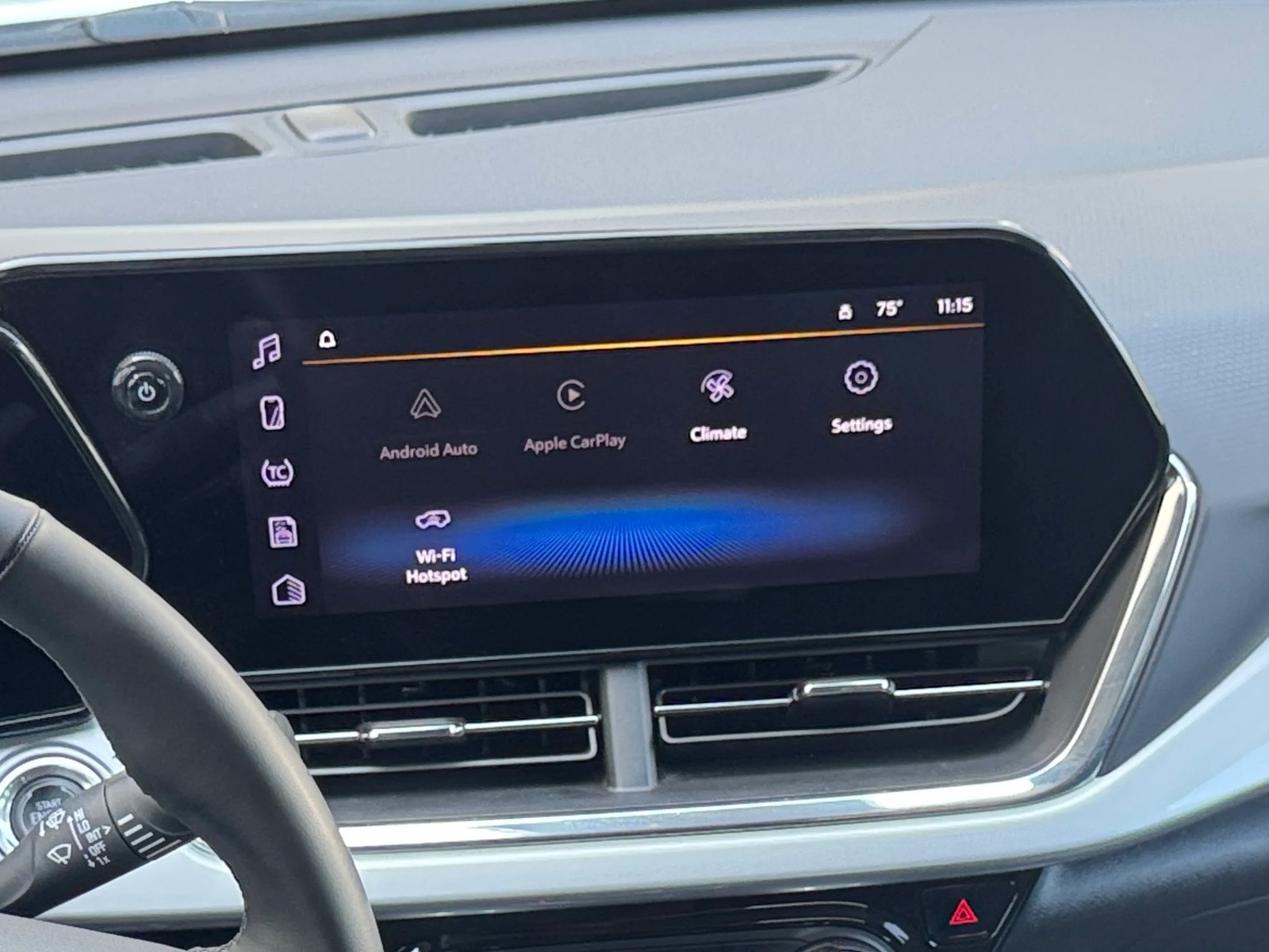 Thumbnail: 2025 Chevrolet Trax - 4