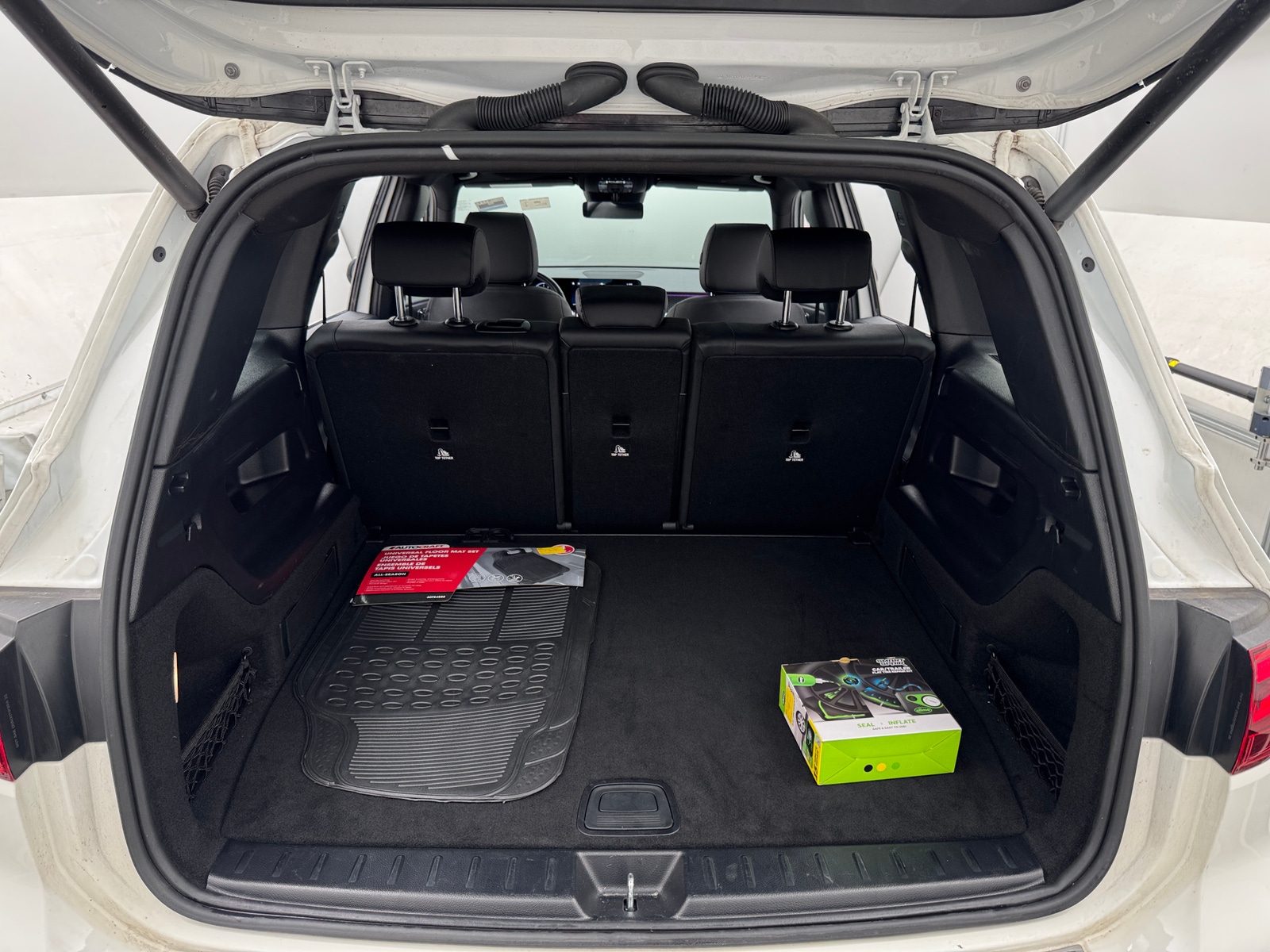 Thumbnail: 2025 Mercedes-Benz GLB - 6