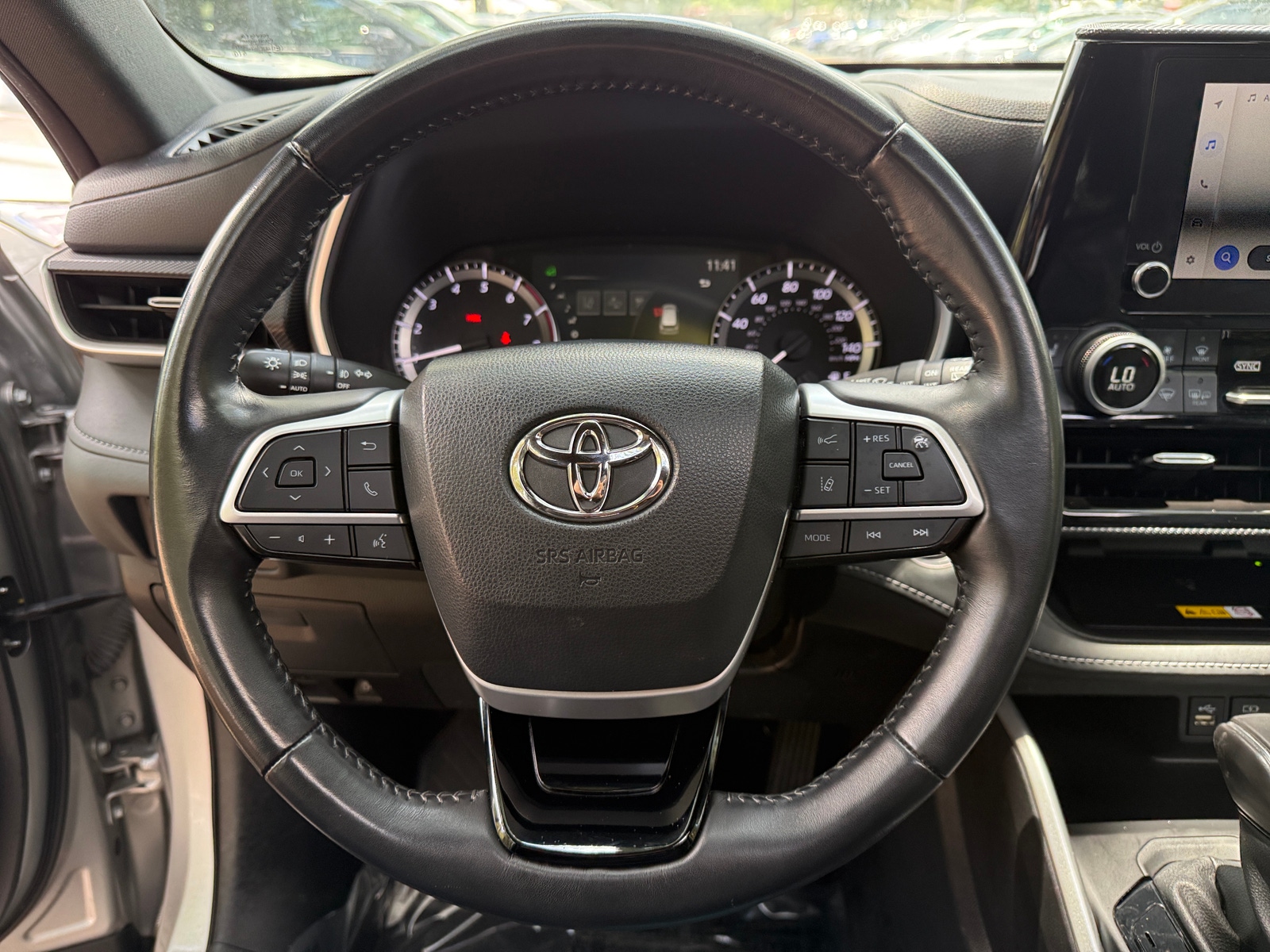Thumbnail: 2024 Toyota Highlander - 4