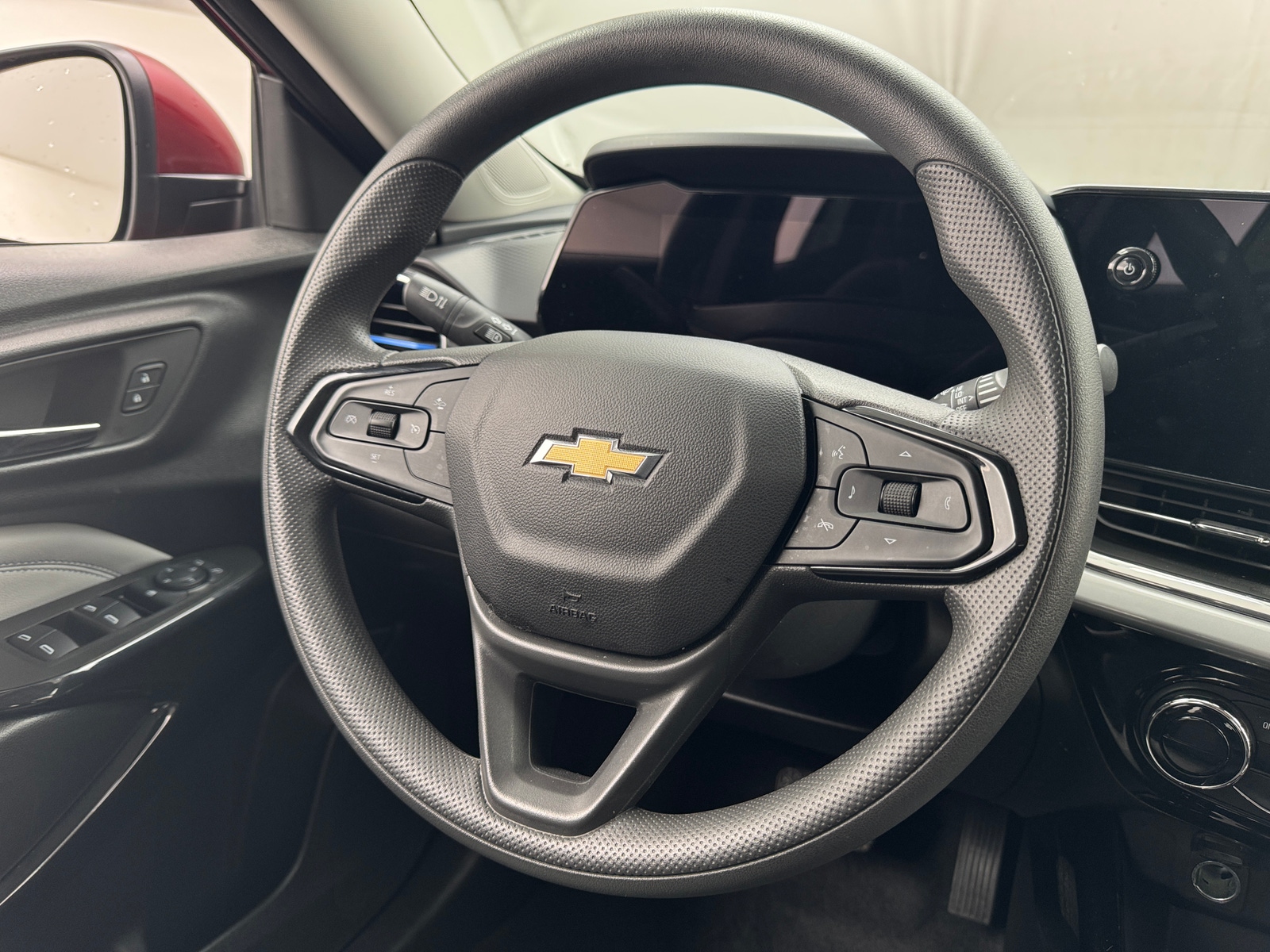 Thumbnail: 2025 Chevrolet Trax - 5