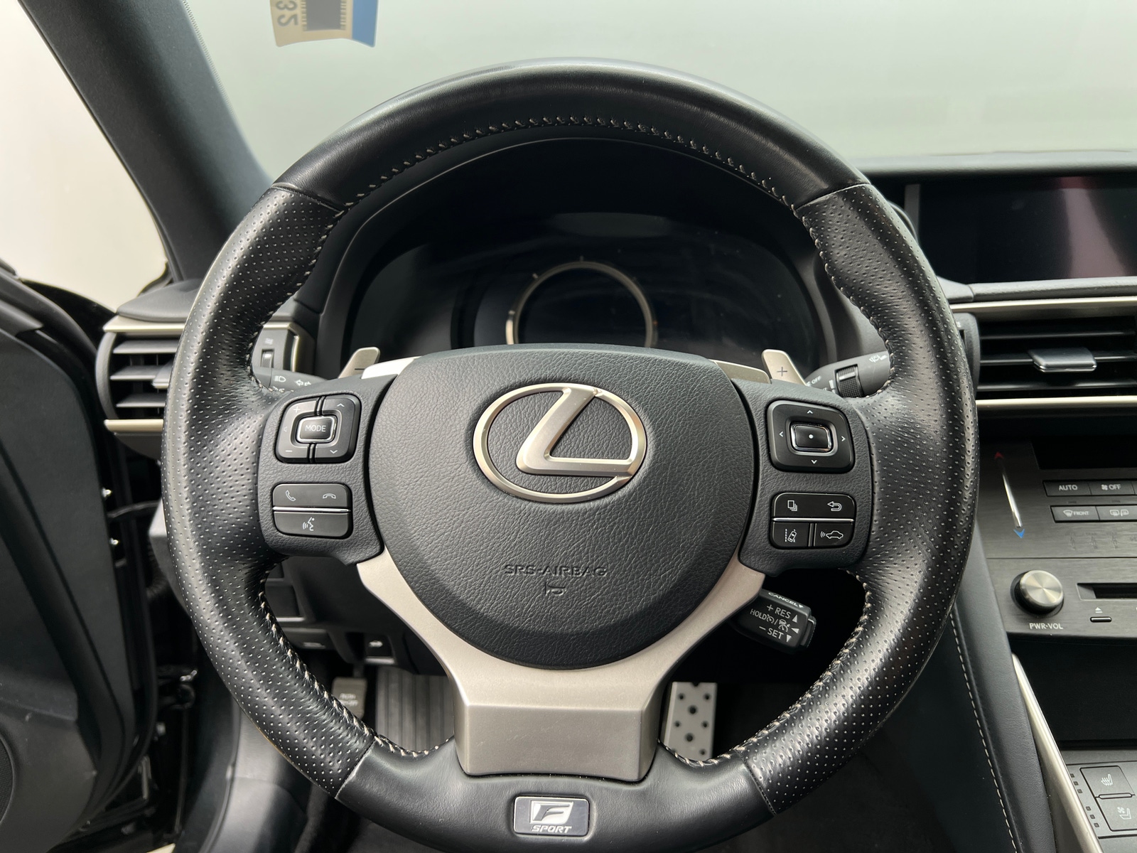 Thumbnail: 2020 Lexus IS - 4