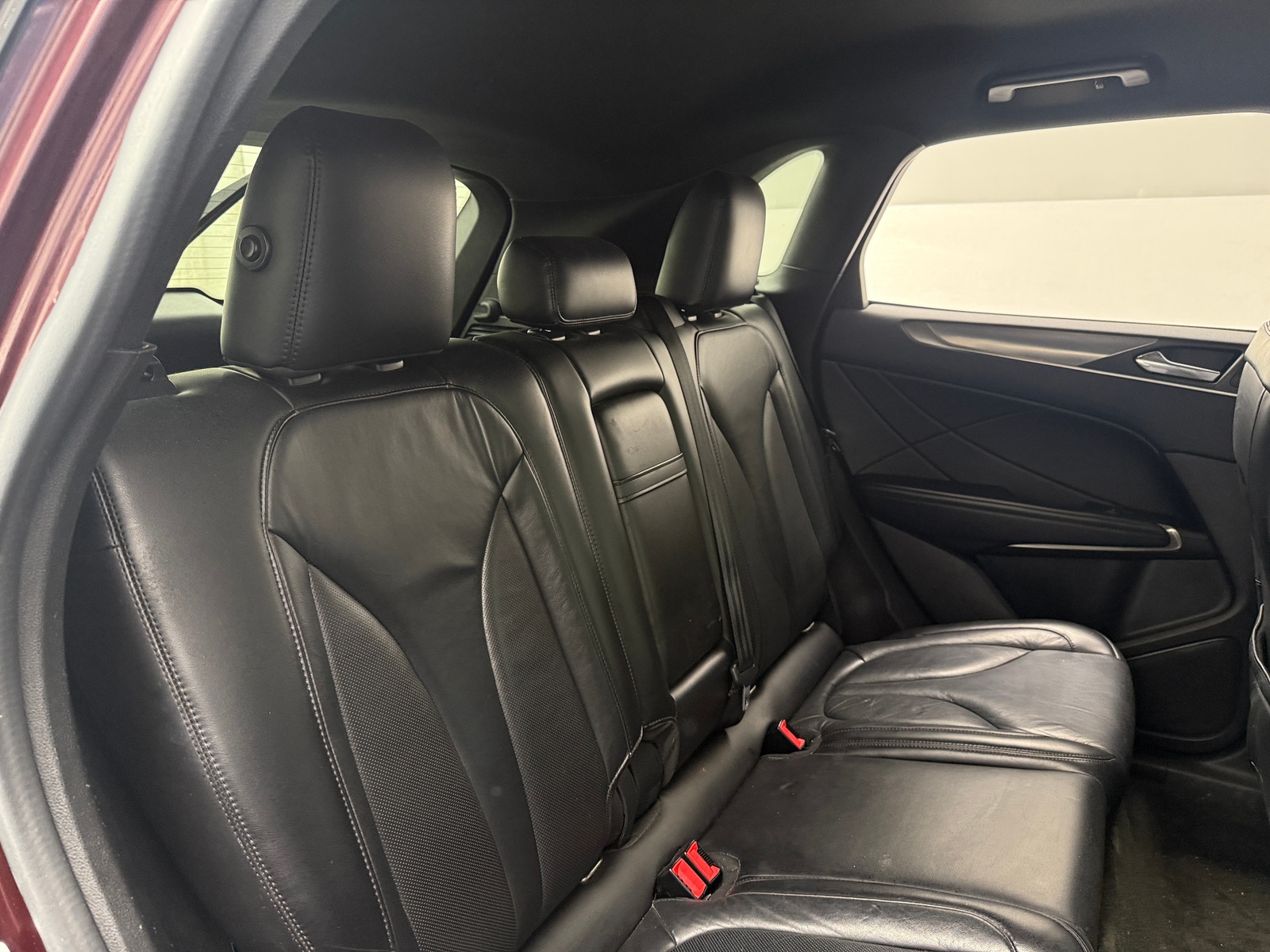 Thumbnail: 2016 Lincoln MKC - 5