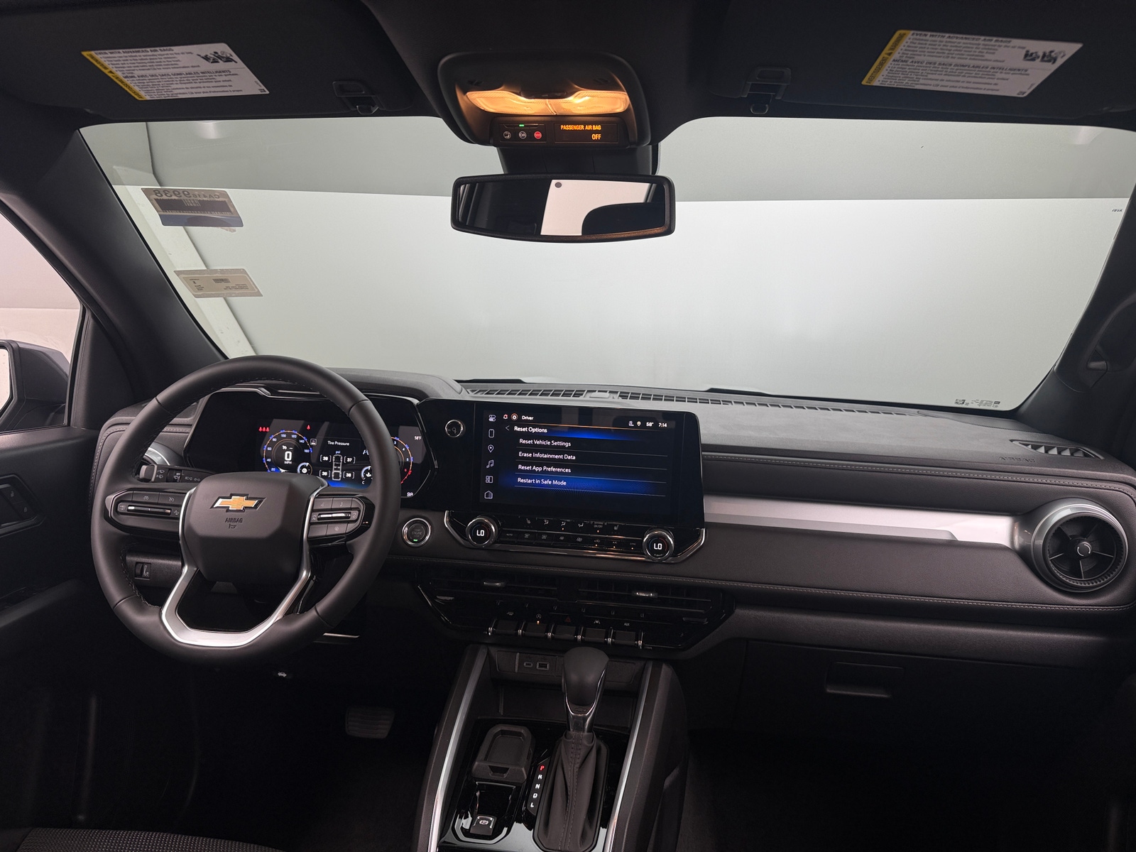 Thumbnail: 2026 Chevrolet Colorado - 3