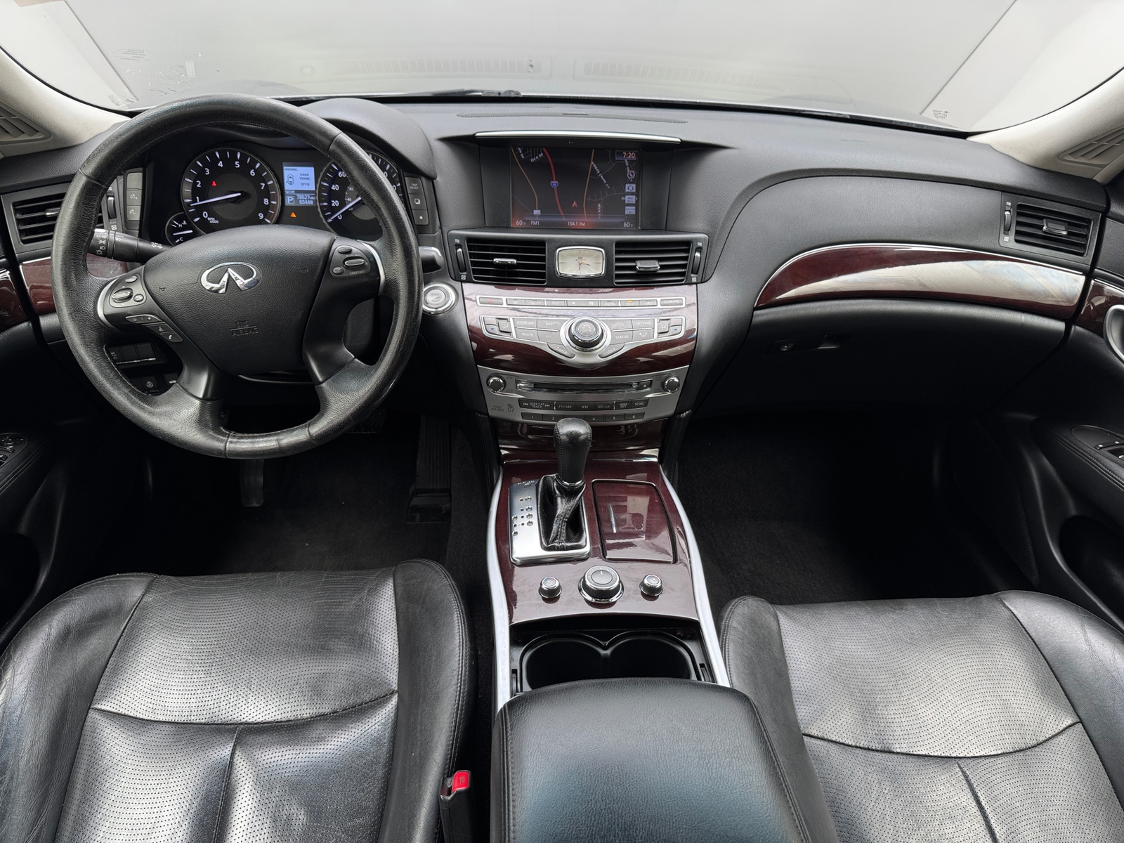 Thumbnail: 2015 INFINITI Q70 - 2